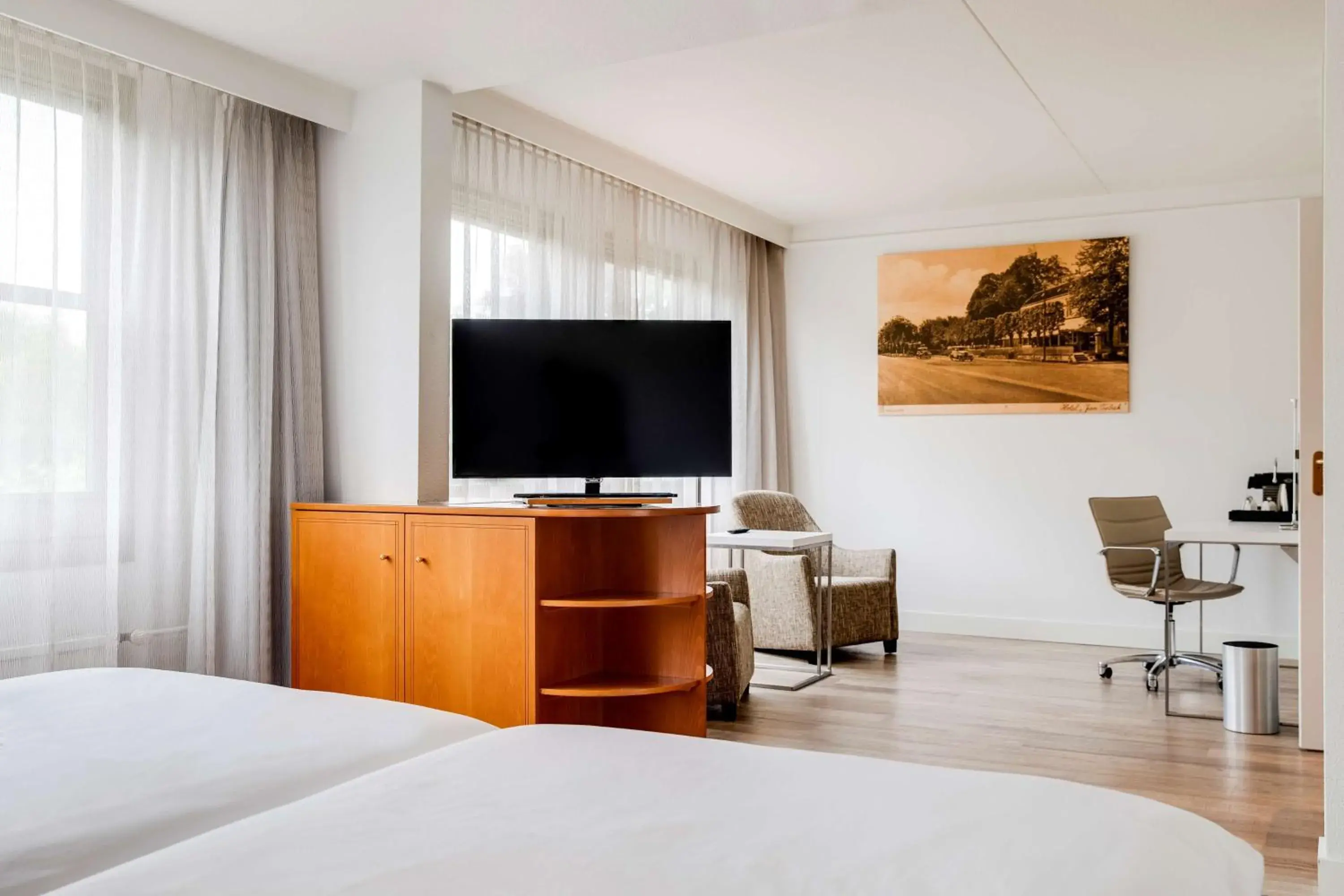Photo of the whole room, Bed in NH Bussum Jan Tabak Photo of the whole room, Bed in NH Bussum Jan Tabak