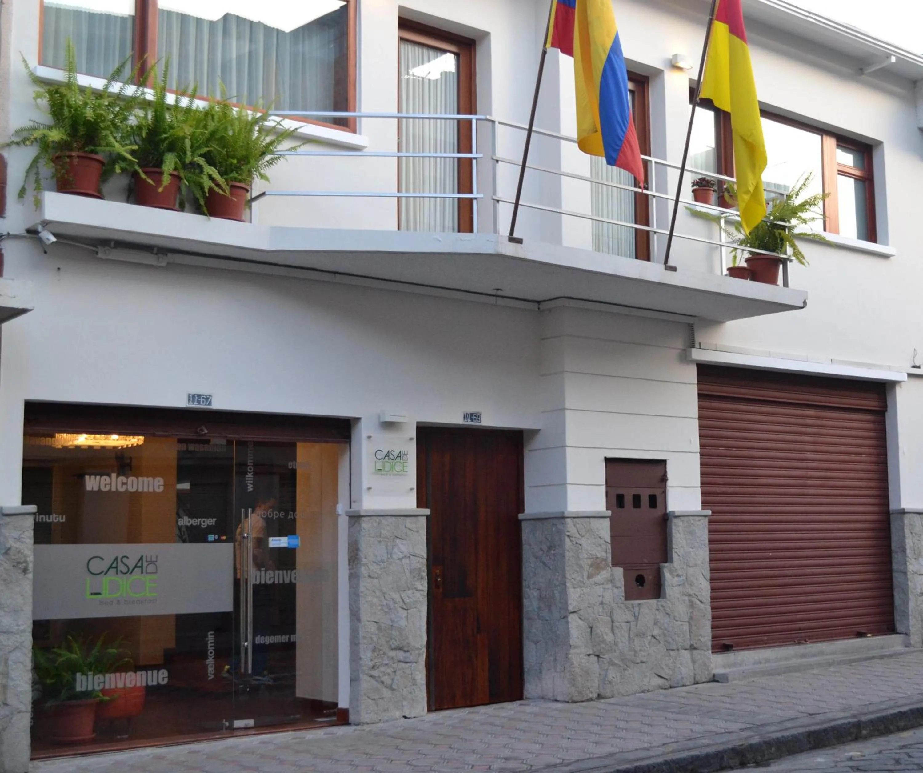 Property building in Hostal Casa de Lidice