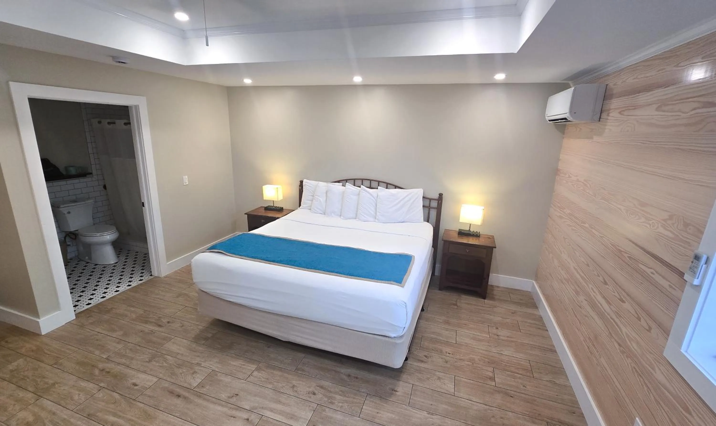 Bed in Seashell Motel