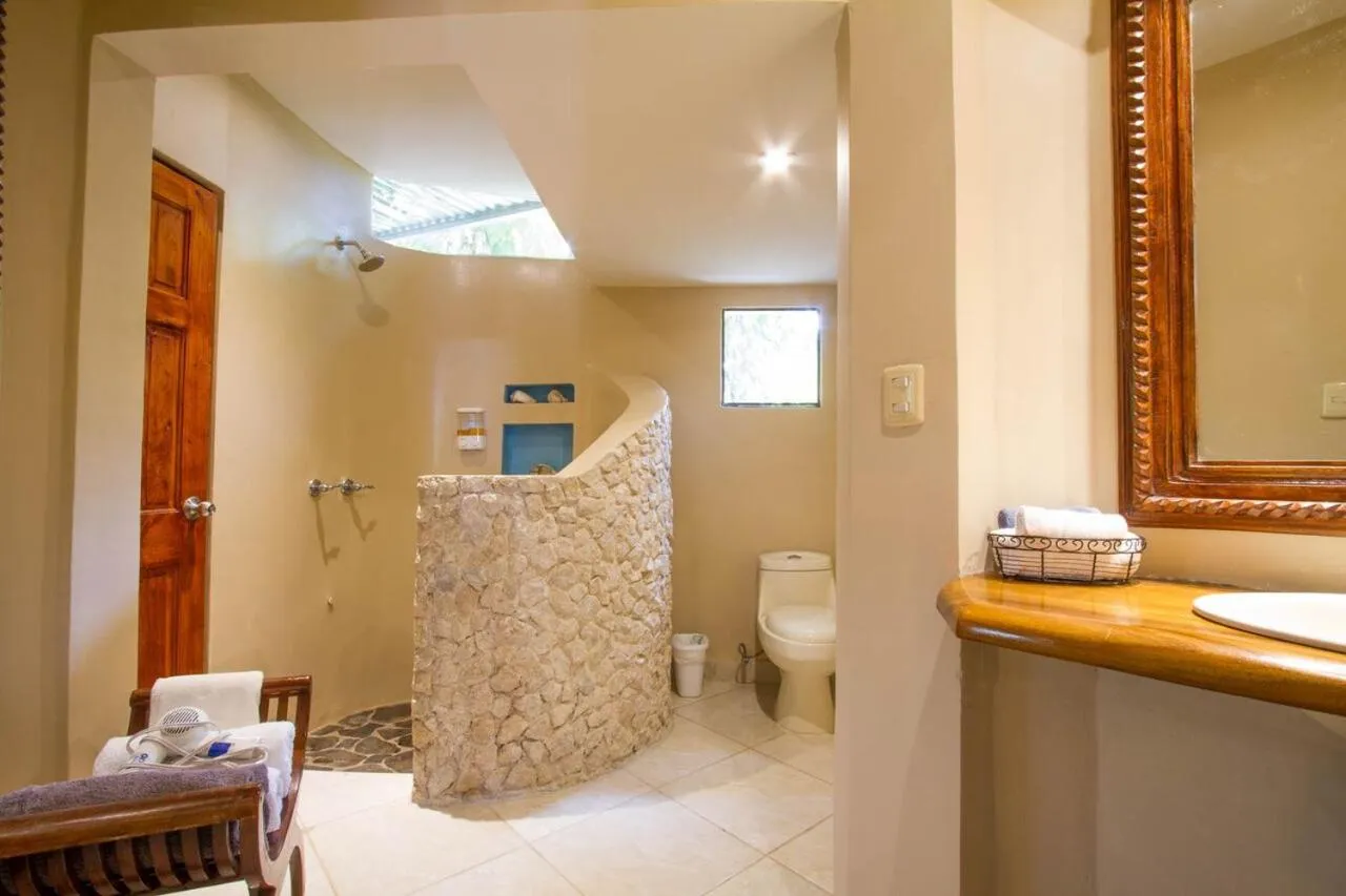 Tamarindo Village Hotel