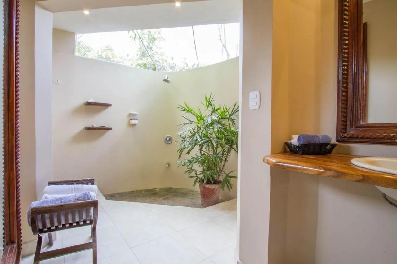 Tamarindo Village Hotel