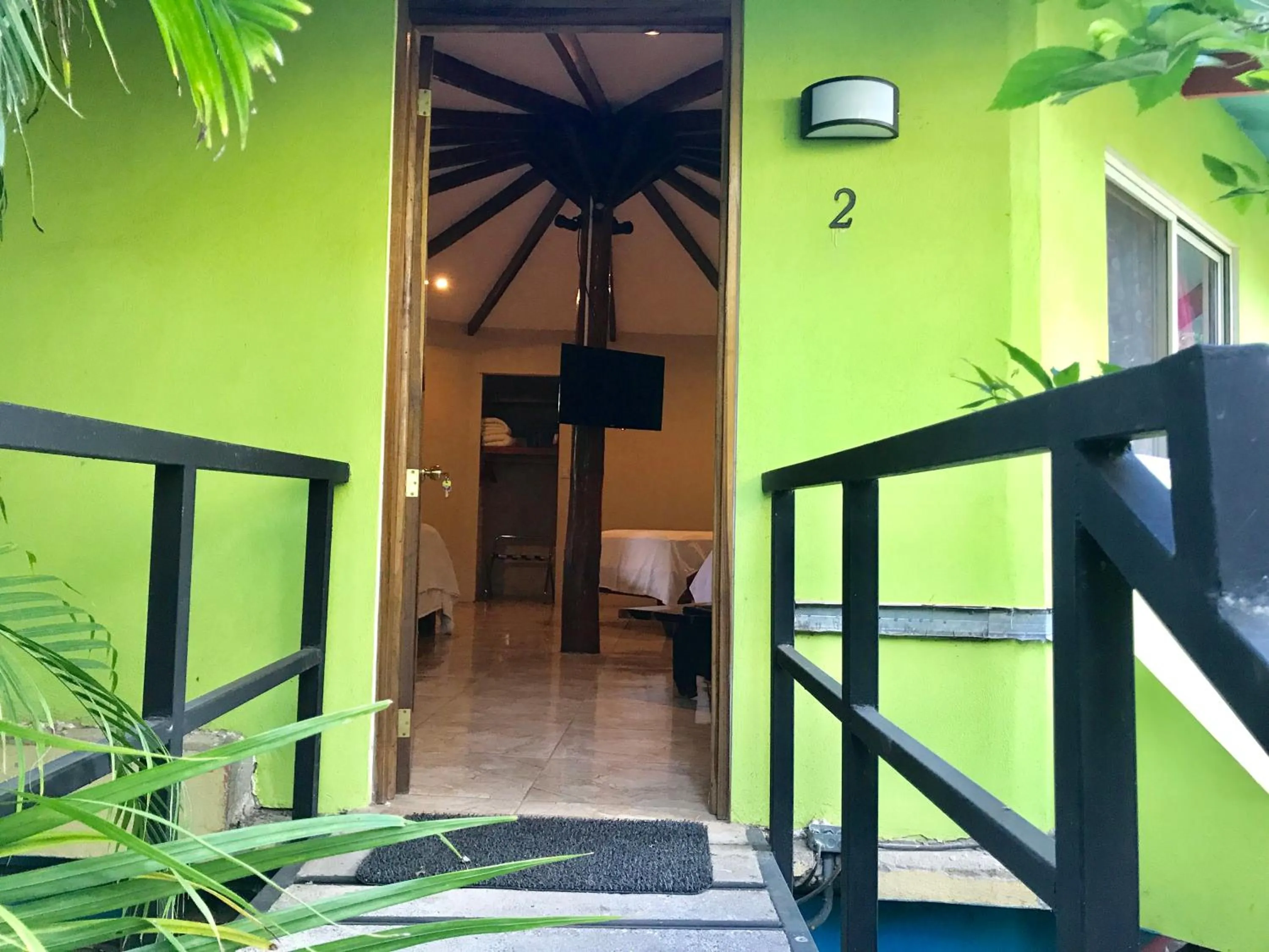 Tamarindo Village Hotel