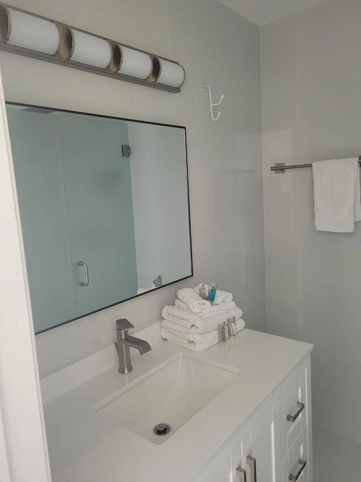 Bathroom in Palm Breeze Hotel