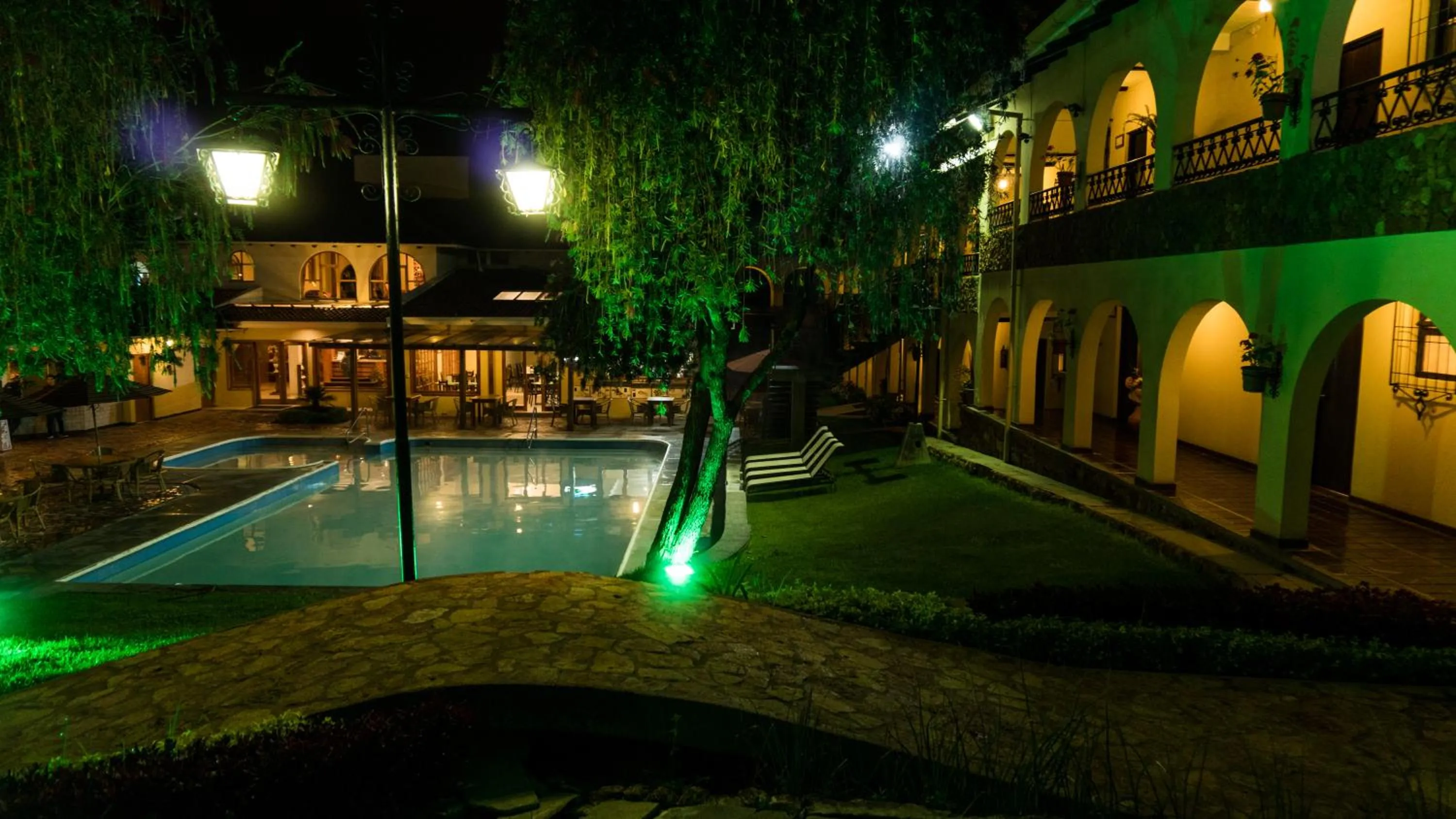 Garden in Hosteria Duran