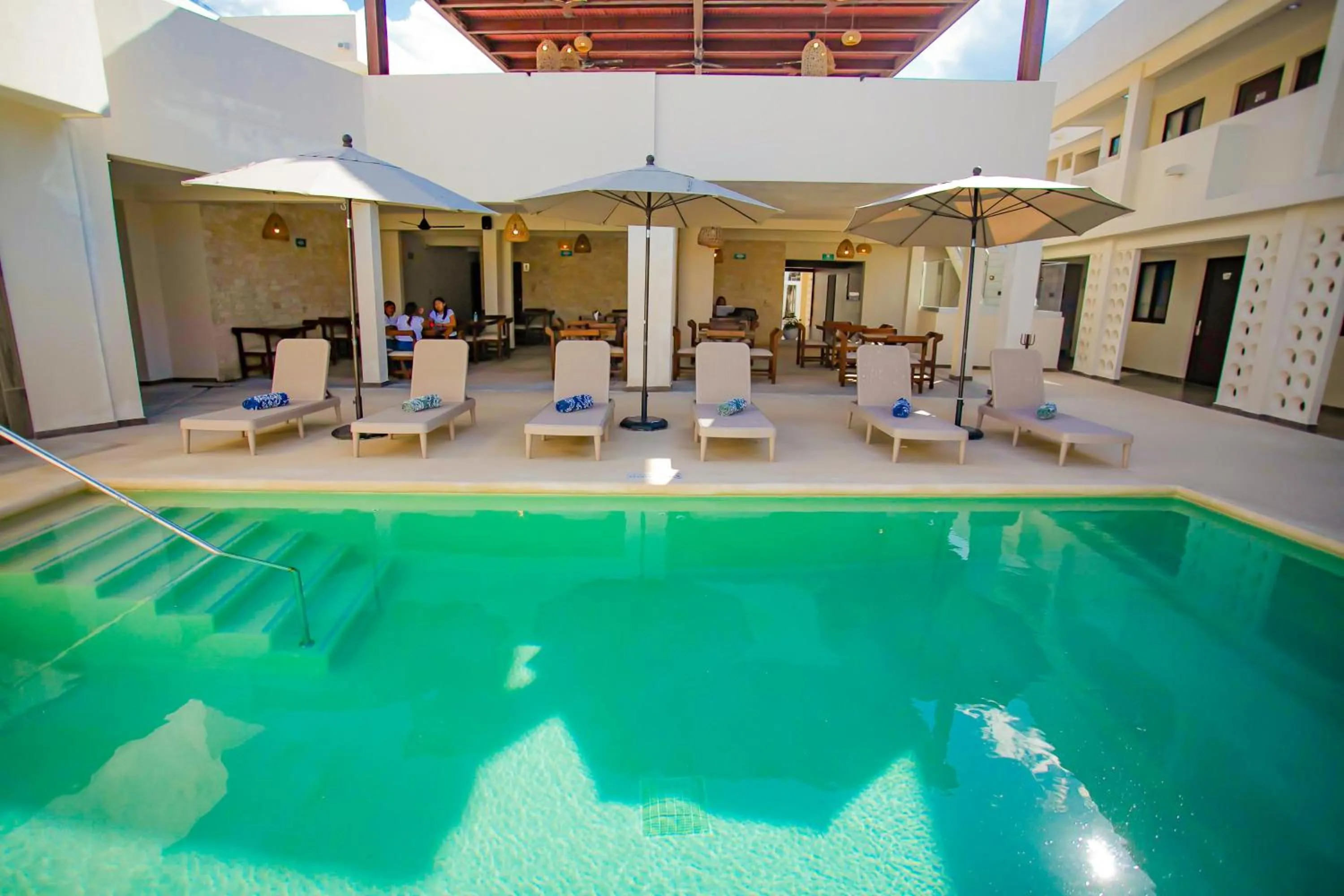 Swimming pool in Nuxká Hotel Boutique