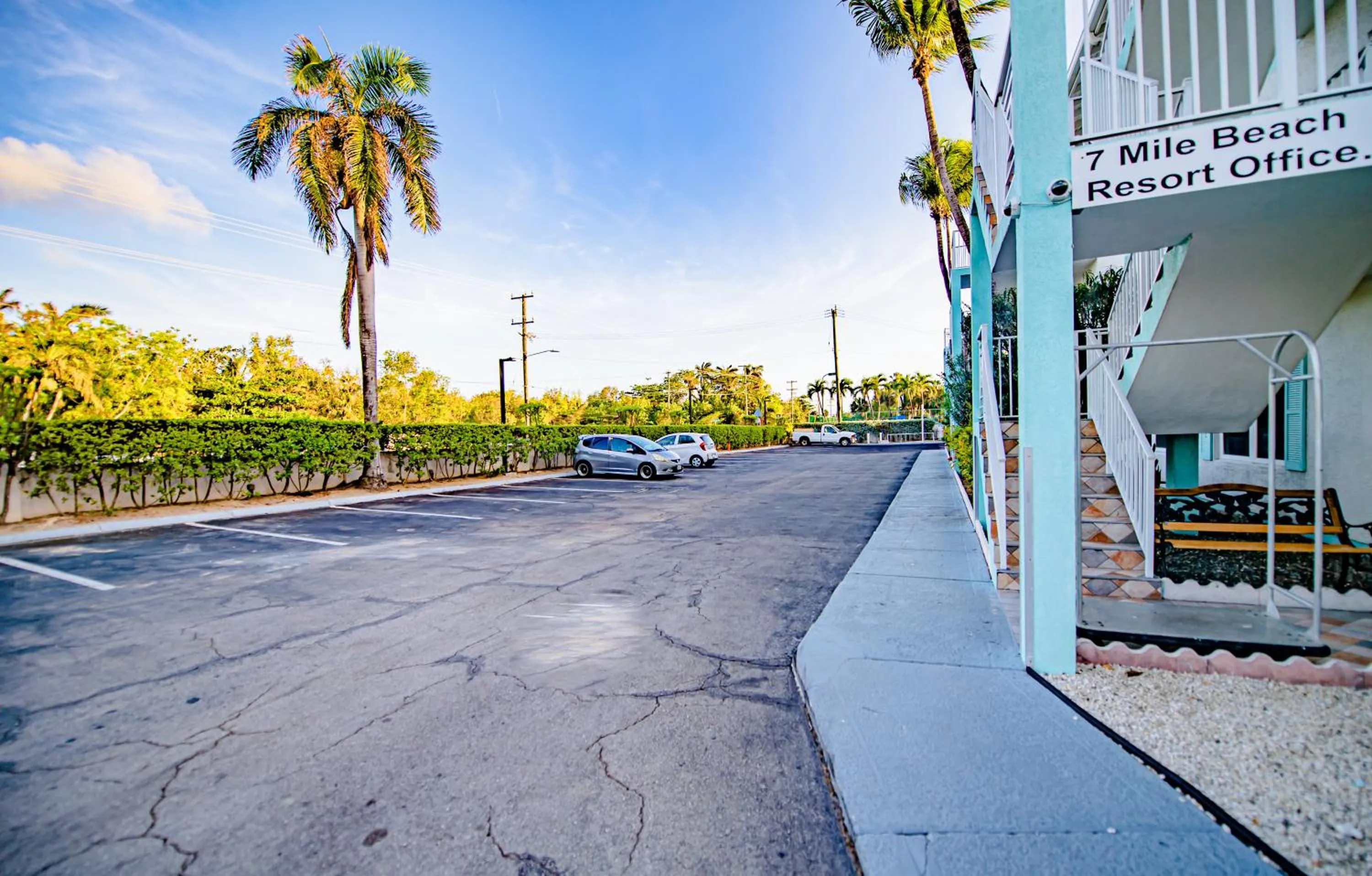 Parking in Seven Mile Beach Resort