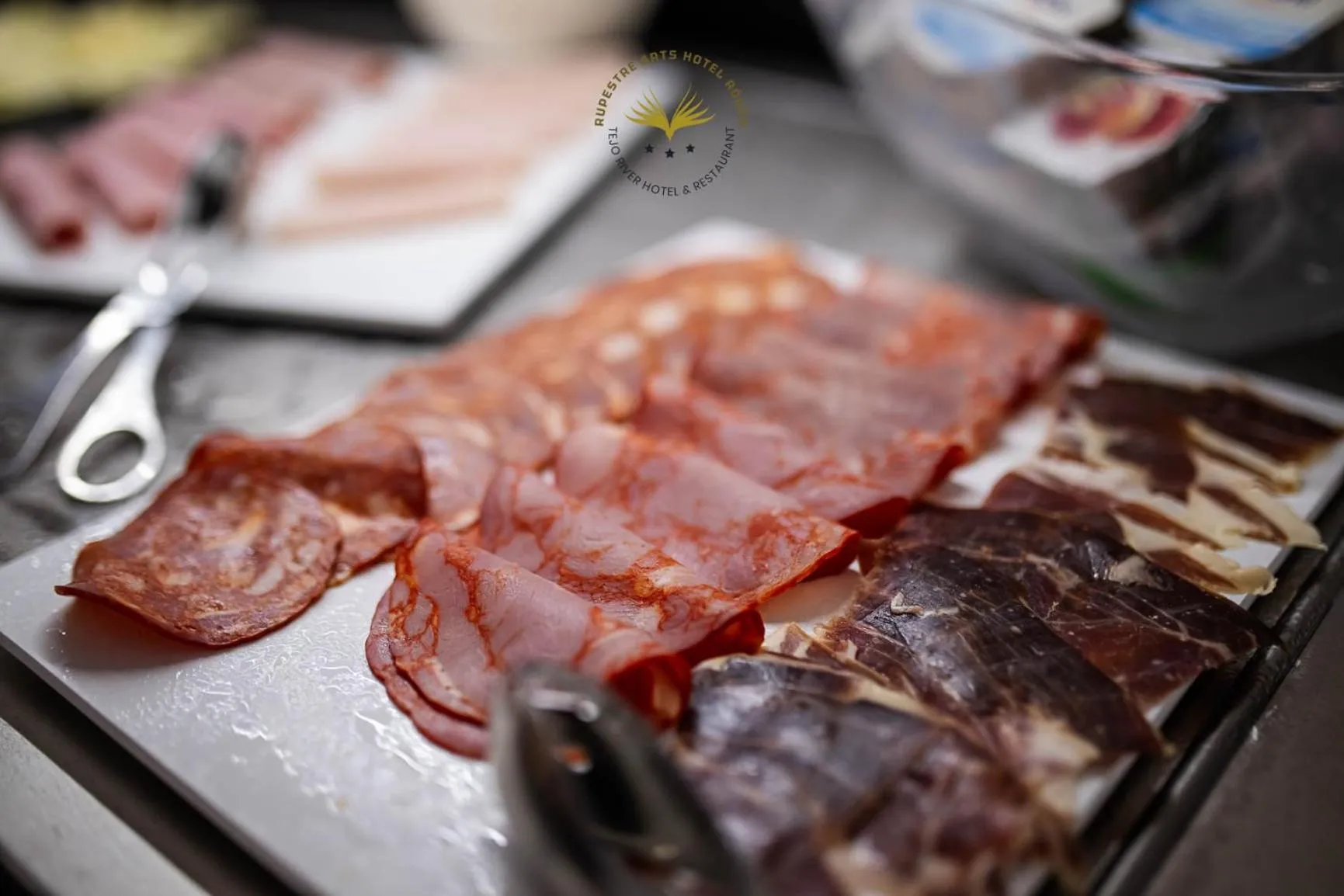 Buffet breakfast in Rupestre Arts Hotel Ródão