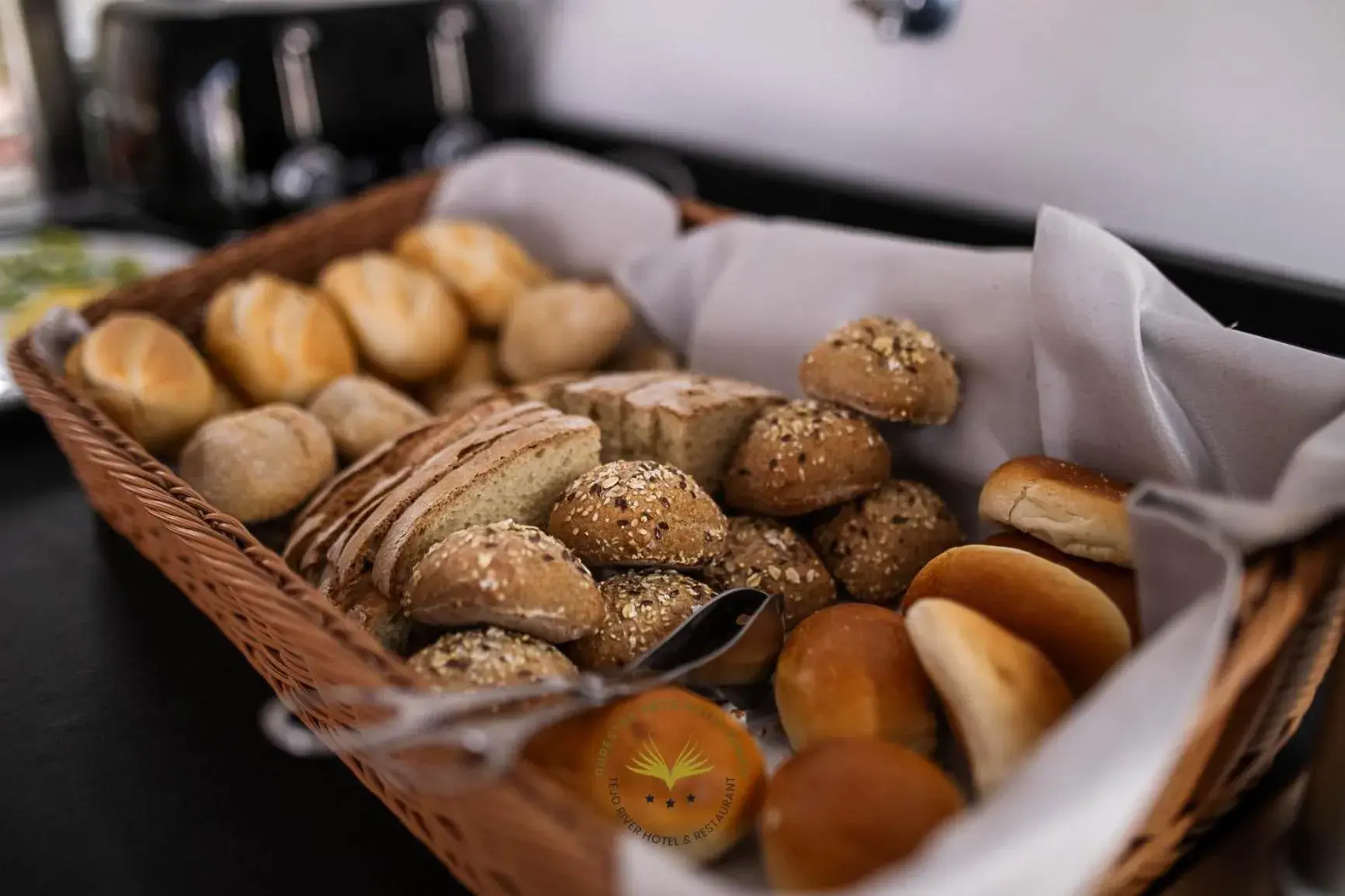 Buffet breakfast in Rupestre Arts Hotel Ródão Buffet breakfast in Rupestre Arts Hotel Ródão