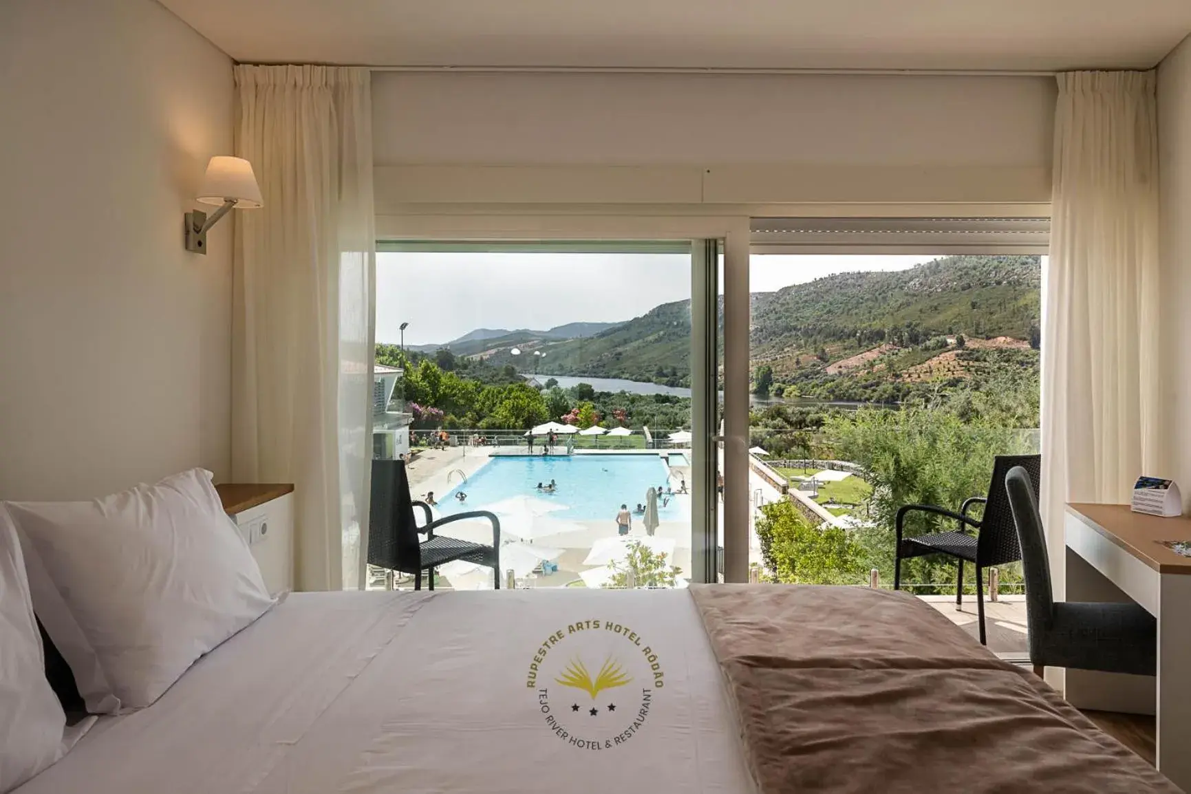 Superior Double Room - single occupancy in Rupestre Arts Hotel Ródão Superior Double Room - single occupancy in Rupestre Arts Hotel Ródão