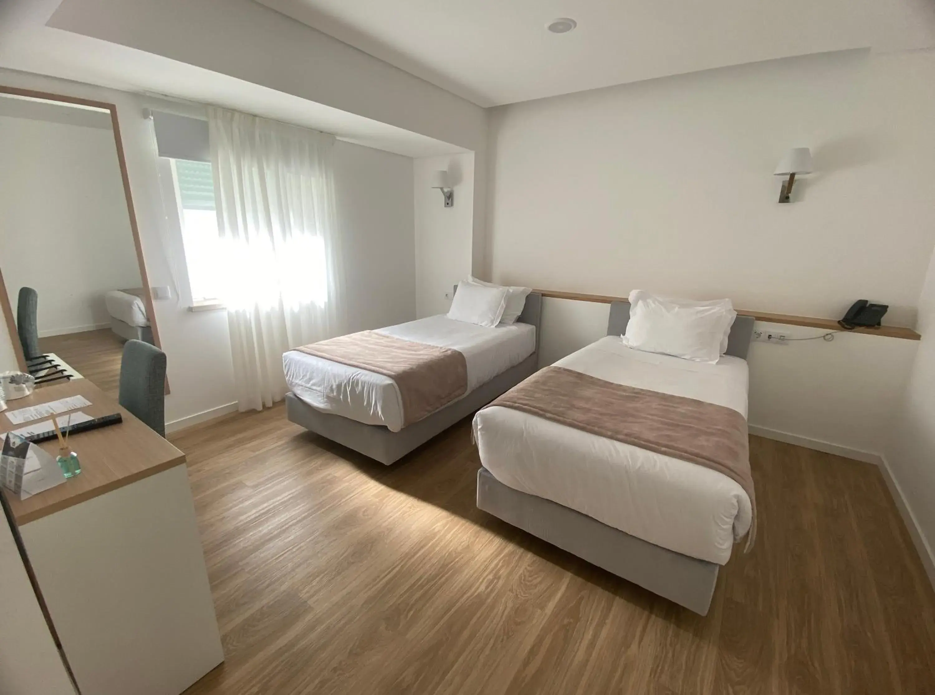 Twin Room - single occupancy - Disability Access in Rupestre Arts Hotel Ródão Twin Room - single occupancy - Disability Access in Rupestre Arts Hotel Ródão