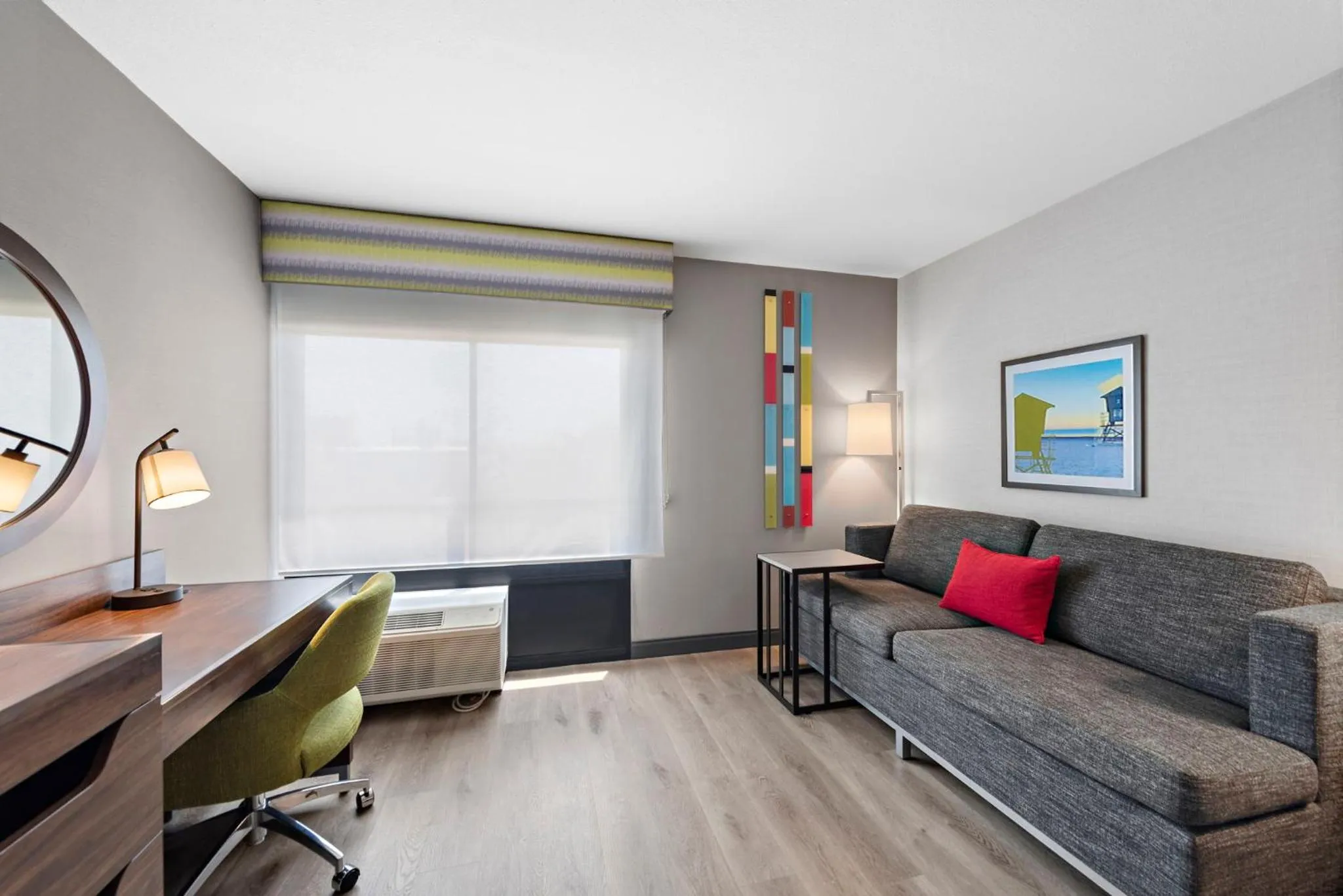 Bedroom in Hampton Inn Los Angeles Airport