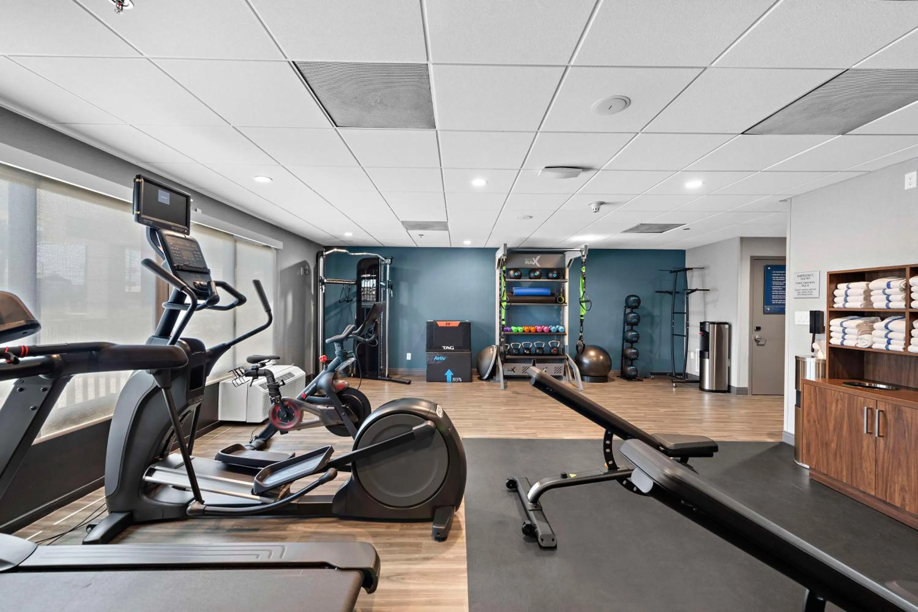 Fitness centre/facilities in Hampton Inn Los Angeles Airport