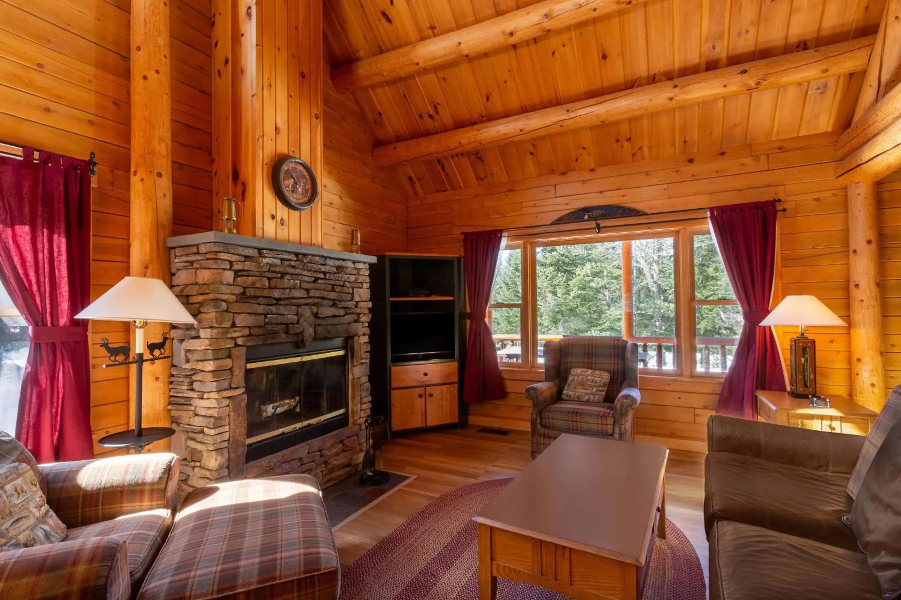 Bed in Rangeley Lake Resort a Ramada by Wyndham Bed in Rangeley Lake Resort a Ramada by Wyndham
