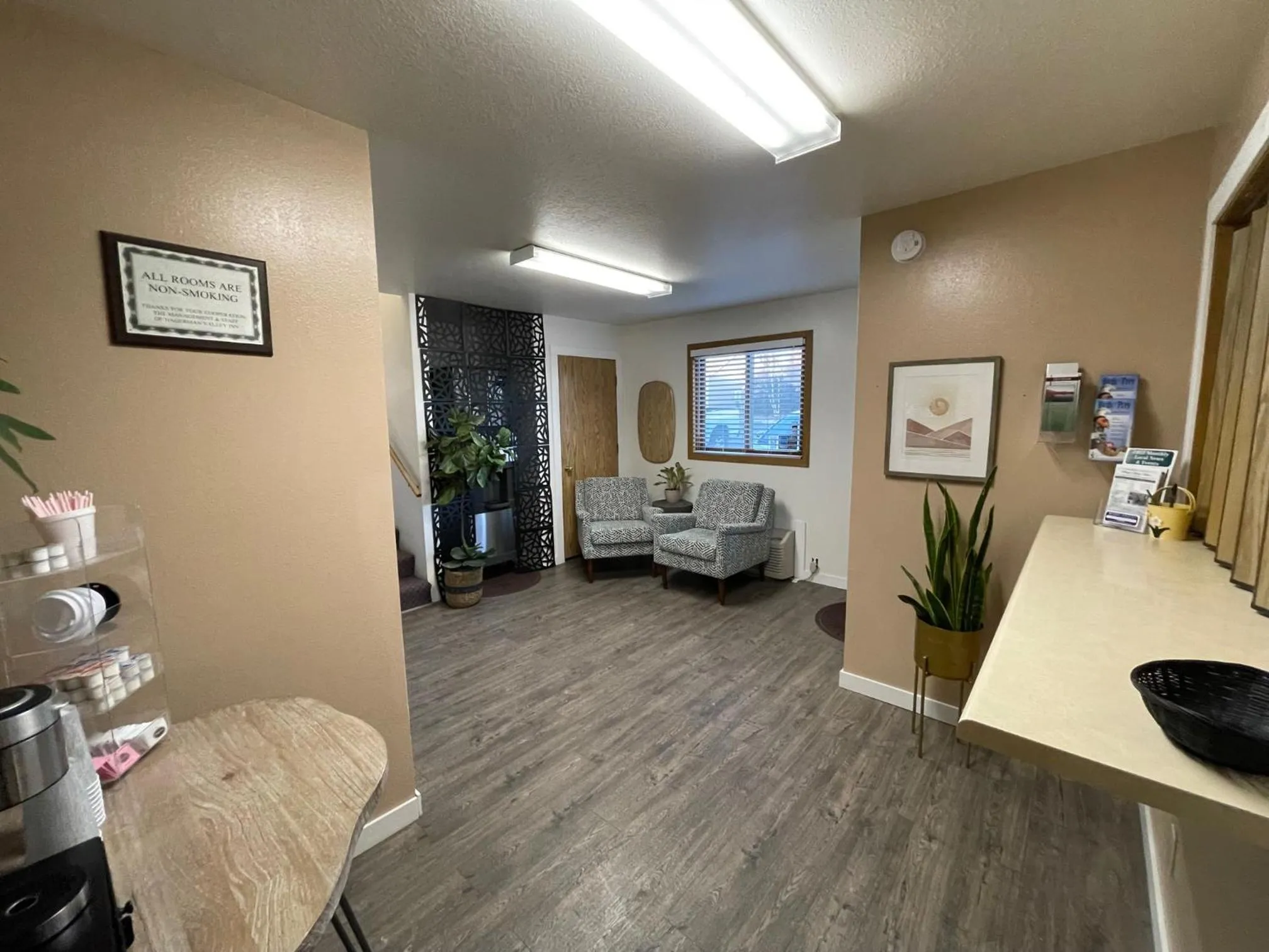 Lobby or reception in Hagerman Valley Inn