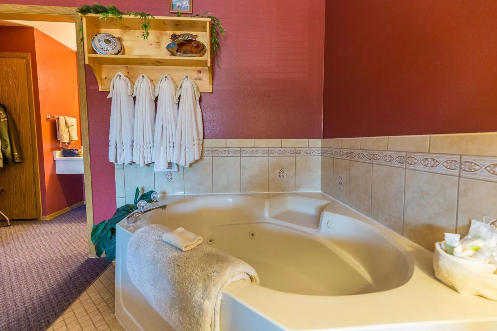 Bath in Hagerman Valley Inn