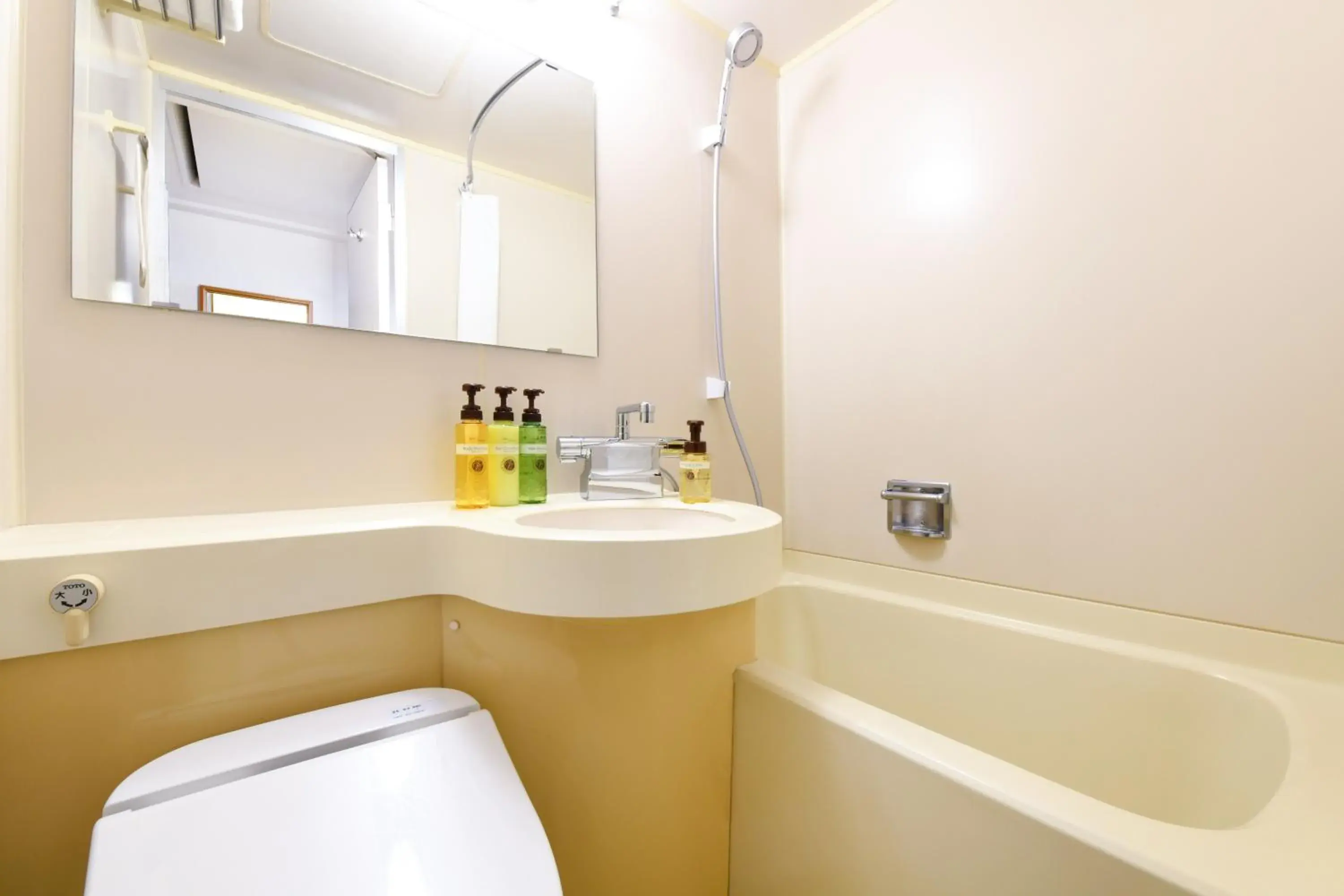 Bathroom in HOTEL MYSTAYS Atsugi Bathroom in HOTEL MYSTAYS Atsugi