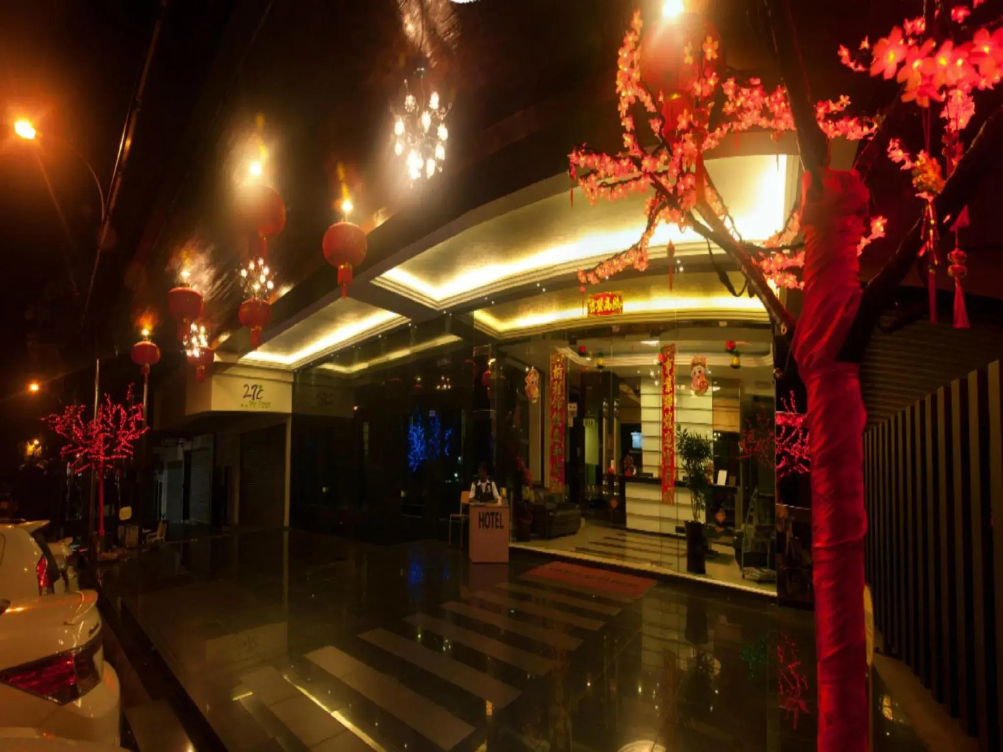 Facade/entrance in Avantgarde Hotel Facade/entrance in Avantgarde Hotel