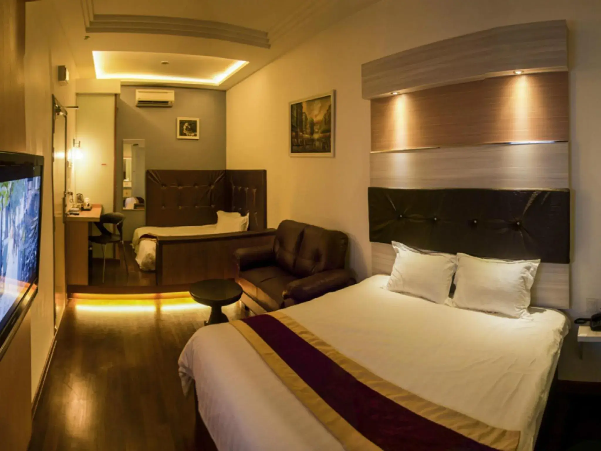 Bedroom, Bed in Avantgarde Hotel Bedroom, Bed in Avantgarde Hotel