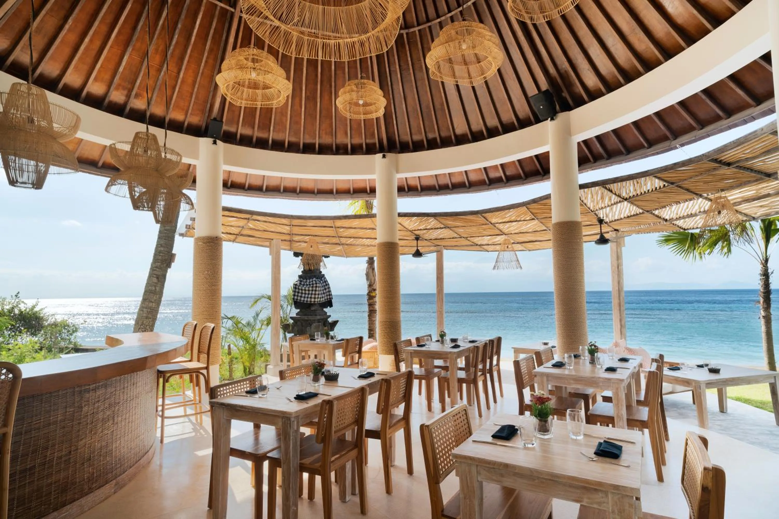 Restaurant/places to eat in The Sankara Beach Resort - Nusa Penida