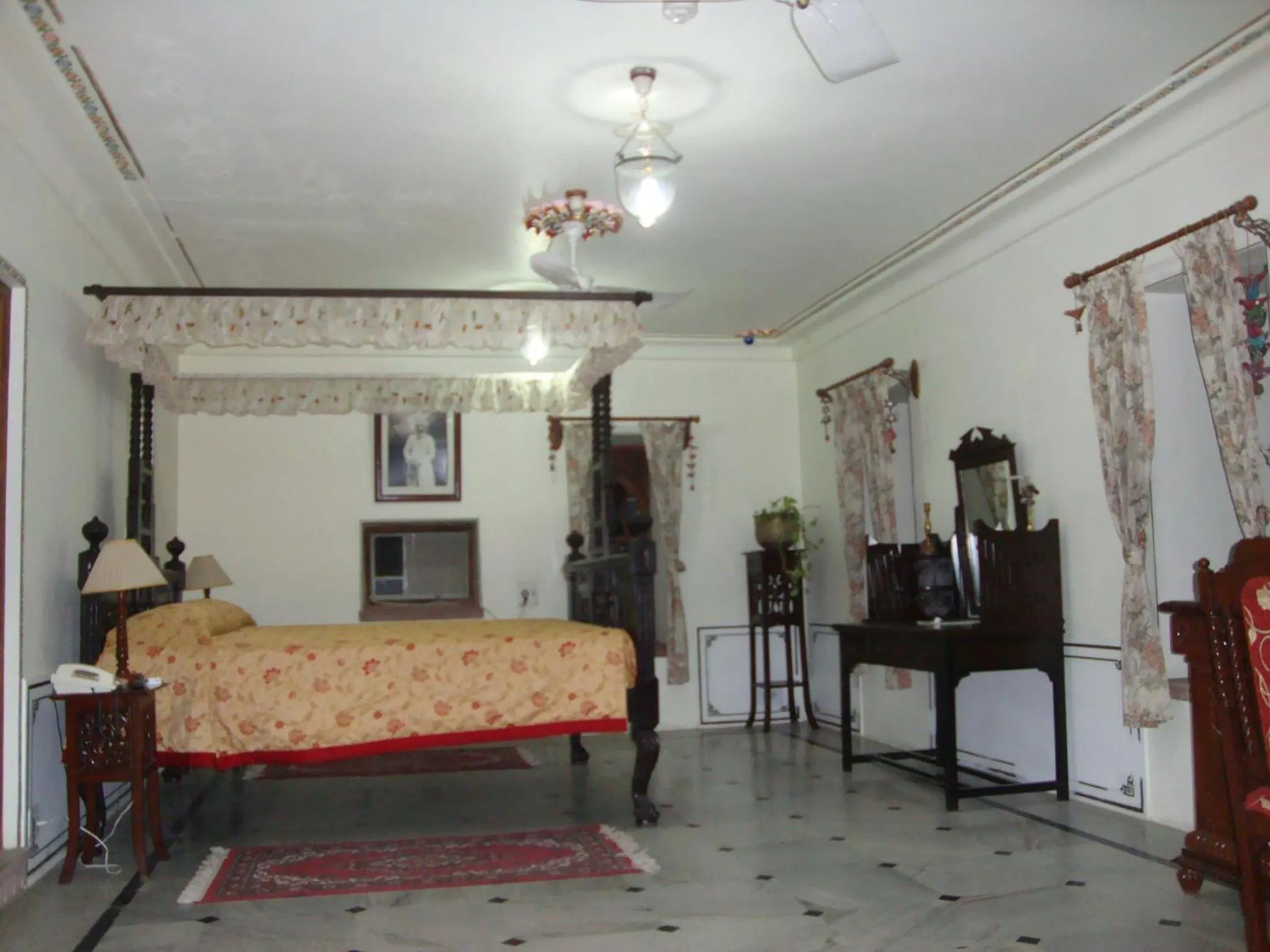Bedroom in Hotel Pushkar Palace