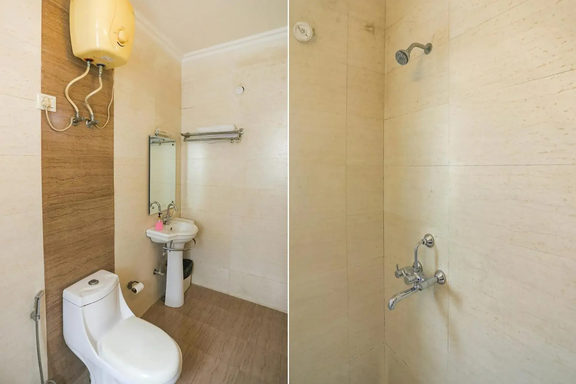 Bathroom in FabExpress Next Home - Nr IMT Chowk Manesar Bathroom in FabExpress Next Home - Nr IMT Chowk Manesar
