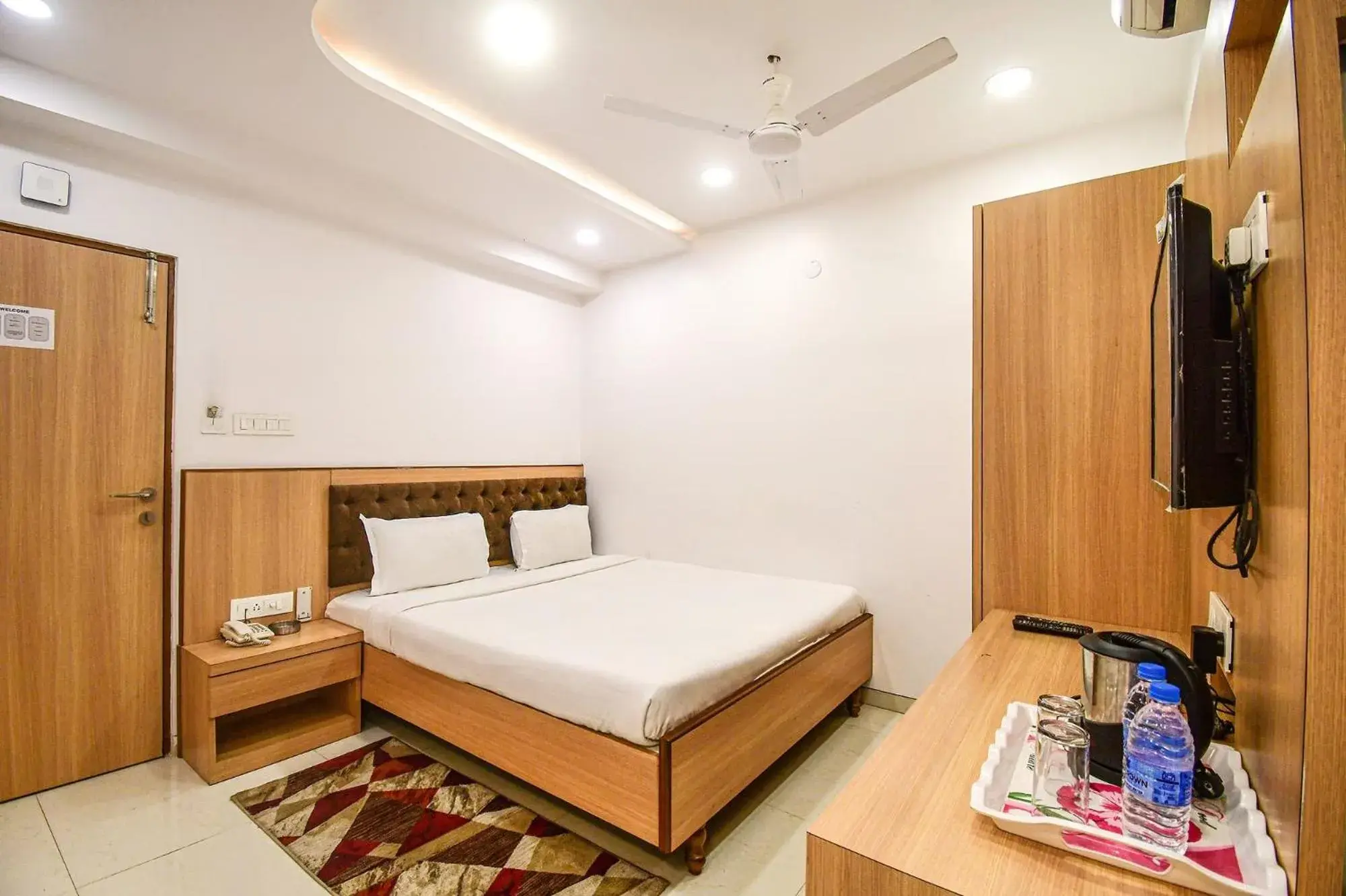 Deluxe Room - single occupancy in FabHotel Stay Inn International - Nr Sealdah Station Deluxe Room - single occupancy in FabHotel Stay Inn International - Nr Sealdah Station