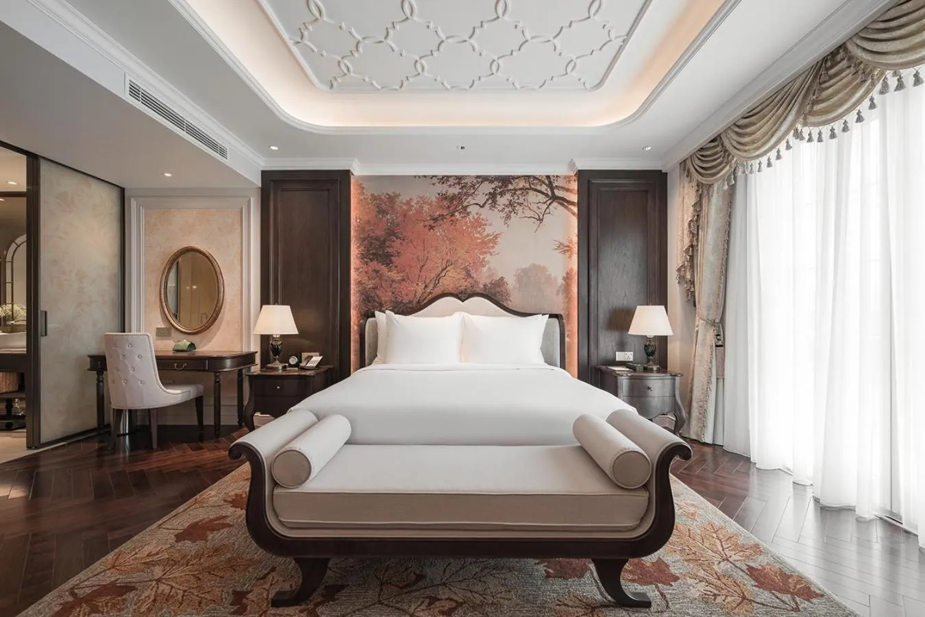 Bed in Golden Imperial Hotel