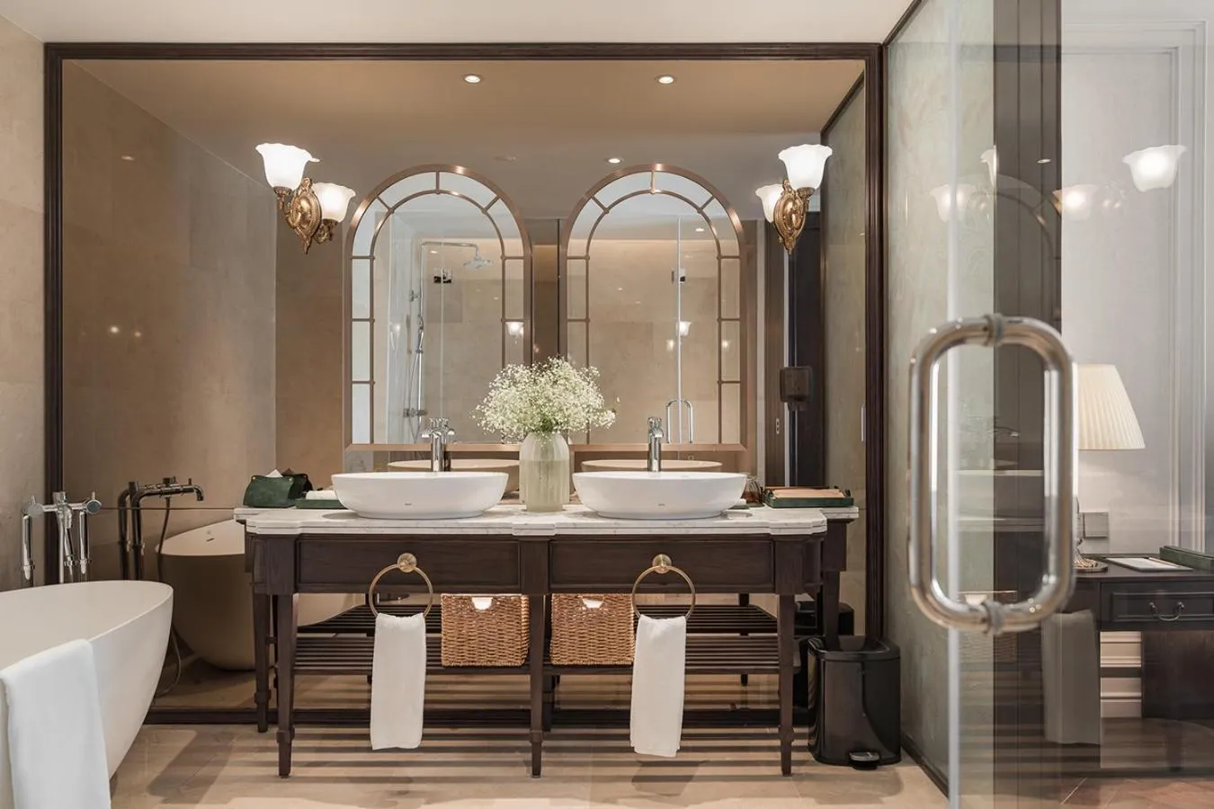 Golden Imperial Hotel