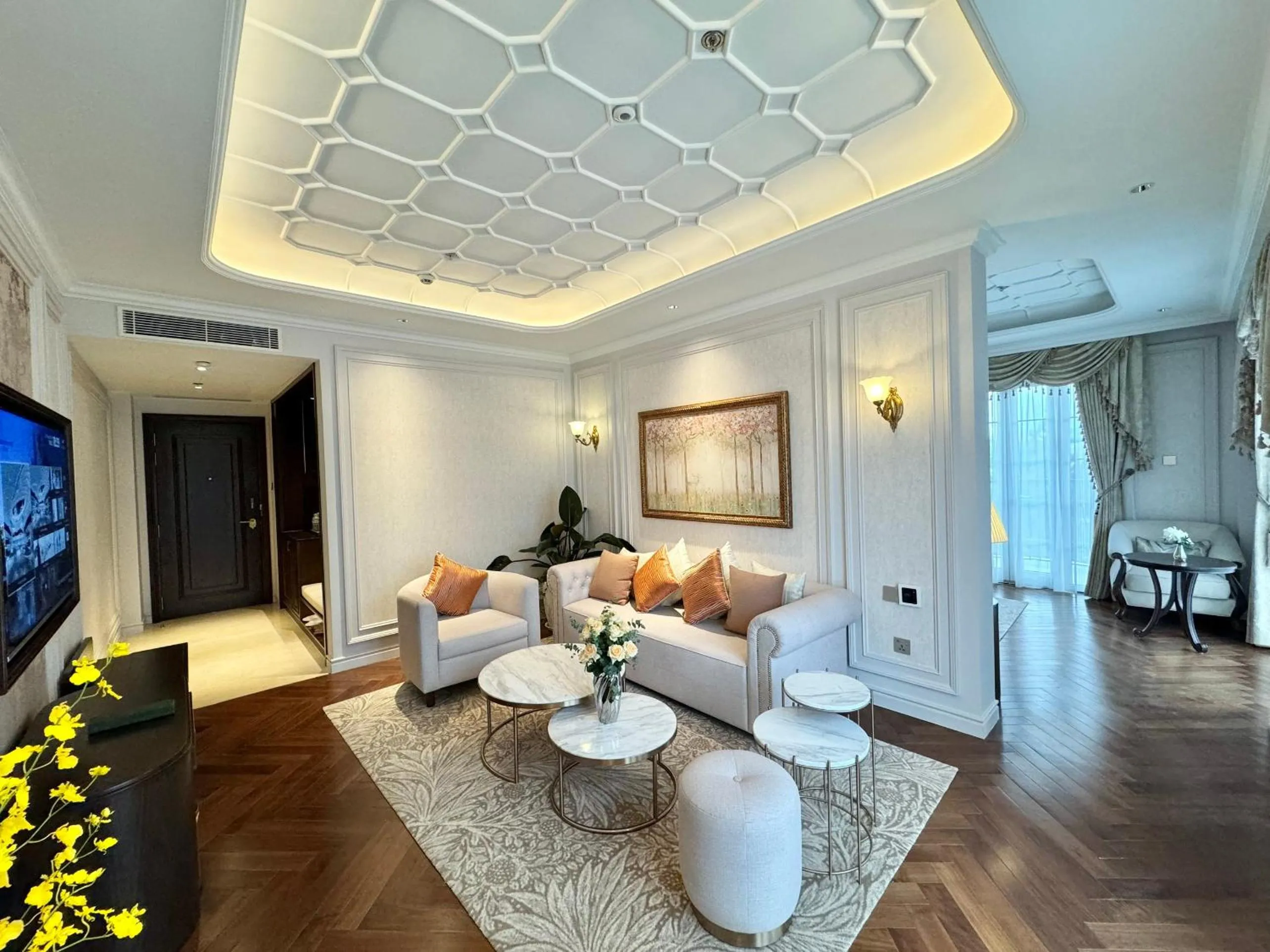 Golden Imperial Hotel