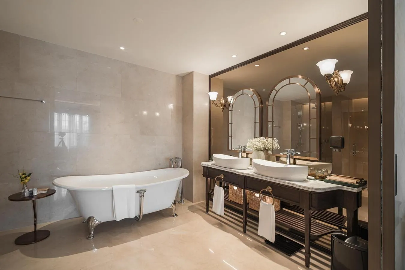 Golden Imperial Hotel