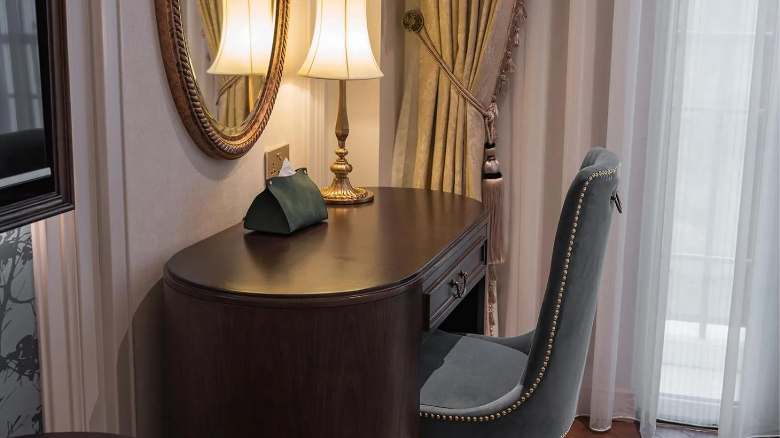 Golden Imperial Hotel