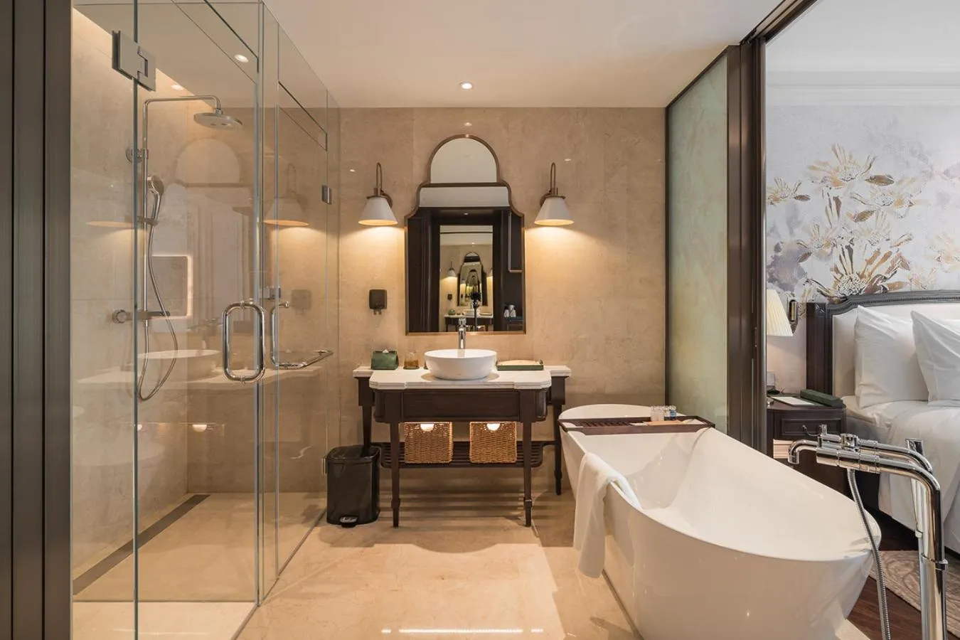 Golden Imperial Hotel