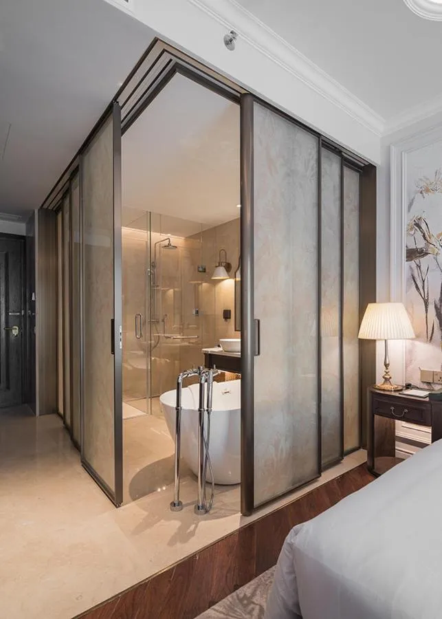 Bed in Golden Imperial Hotel