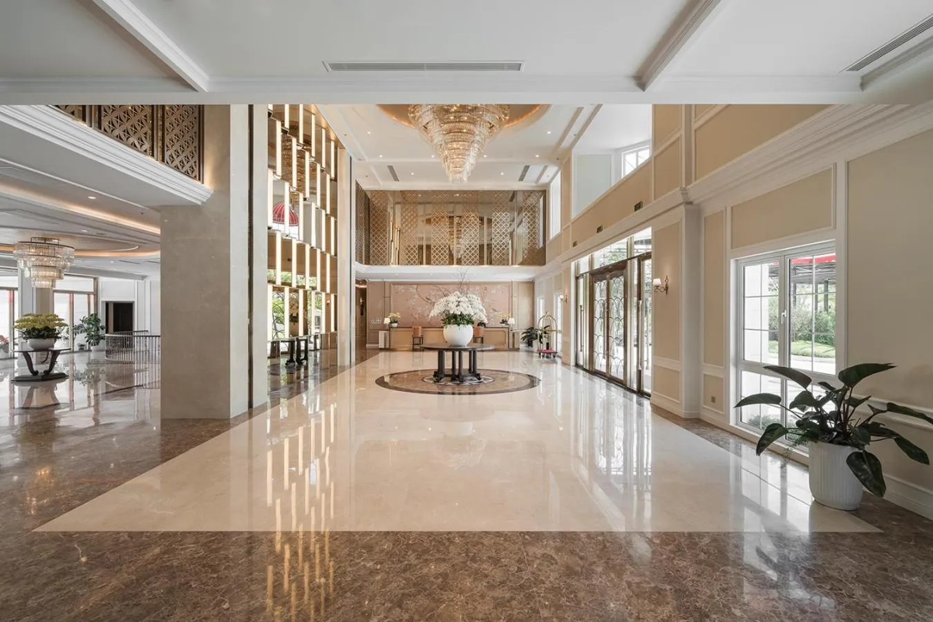 Golden Imperial Hotel