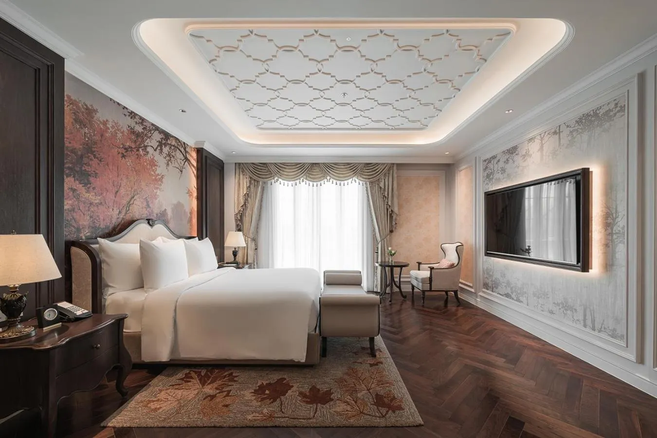 Bed in Golden Imperial Hotel