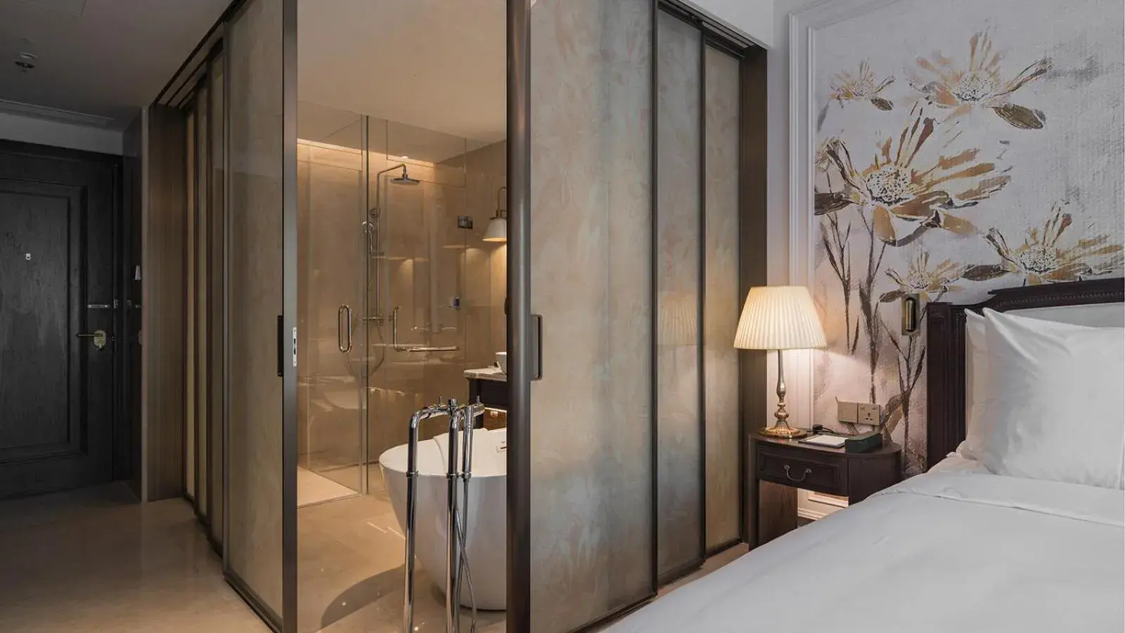 Bed in Golden Sun Hotel - Dalat Bed in Golden Sun Hotel - Dalat