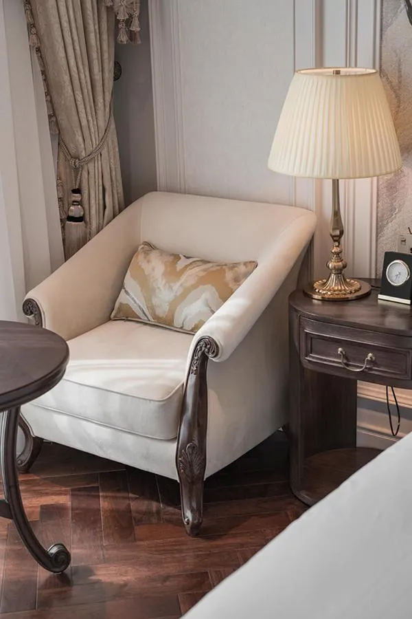 Golden Imperial Hotel