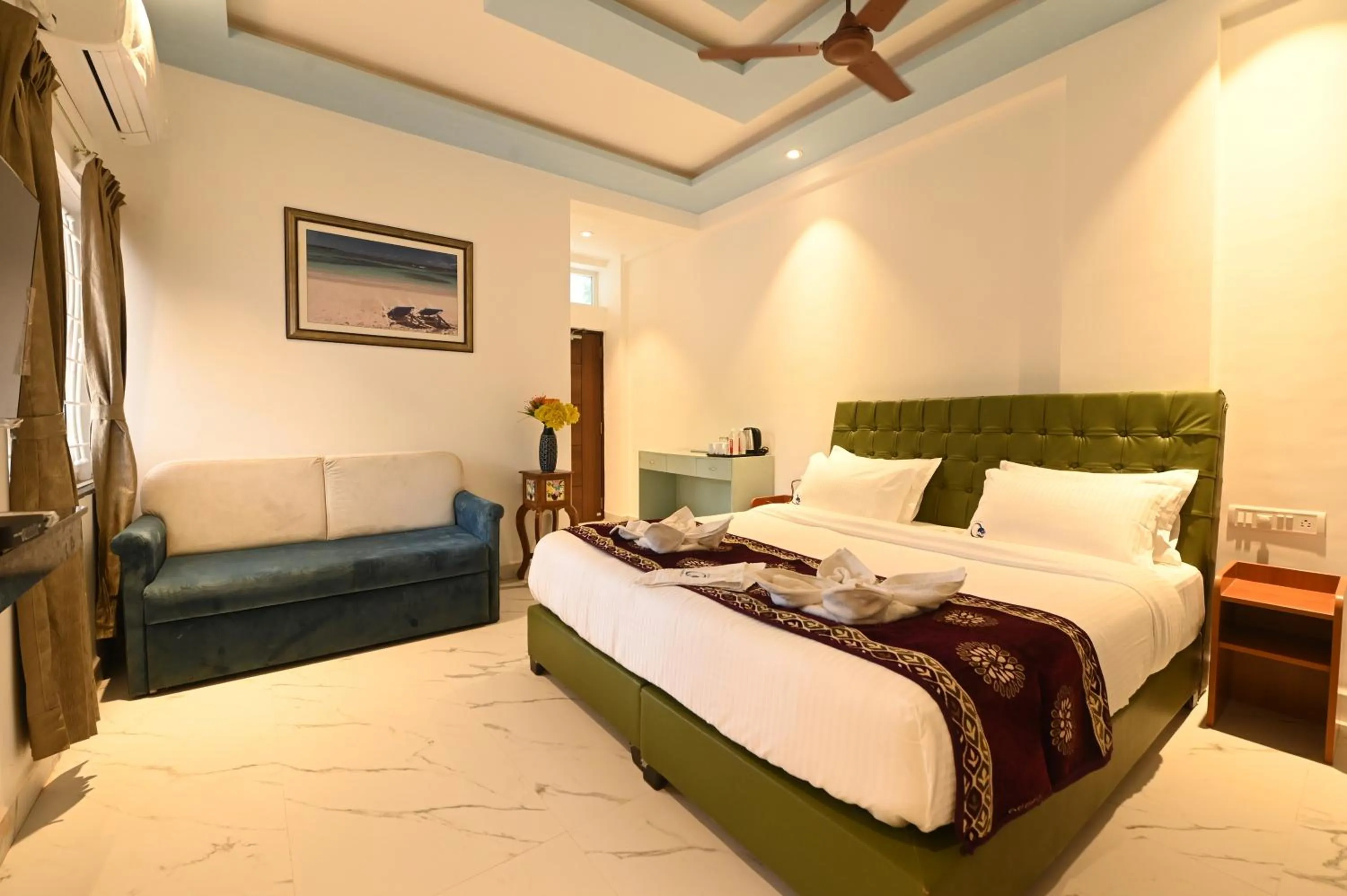 Bed in Hotel Quinta da Branca - near baga beach
