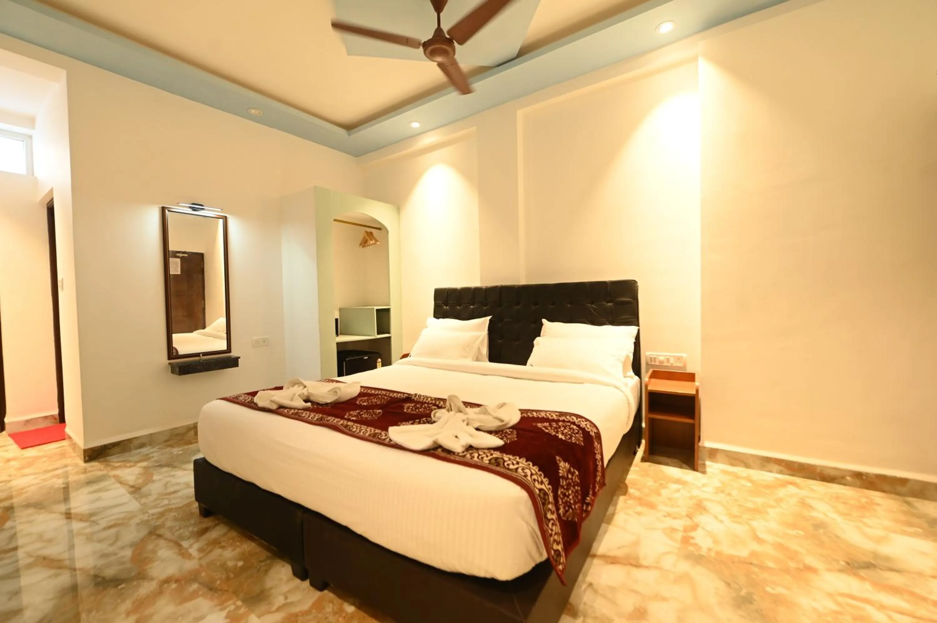 Bed in Hotel Quinta da Branca - near baga beach