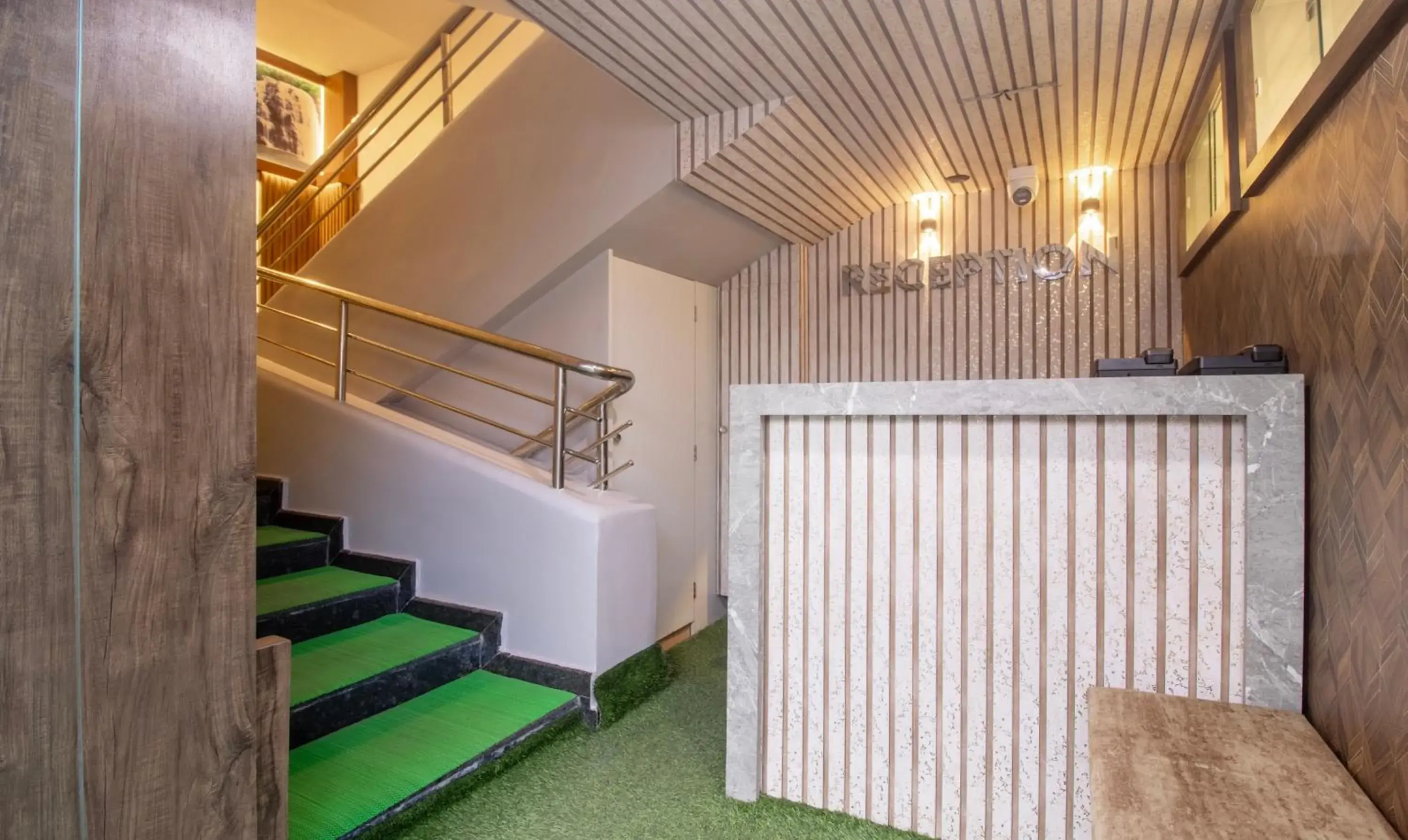 Lobby or reception in Treebo Elite Plaza, 700 Mtrs From Madikeri Fort Lobby or reception in Treebo Elite Plaza, 700 Mtrs From Madikeri Fort