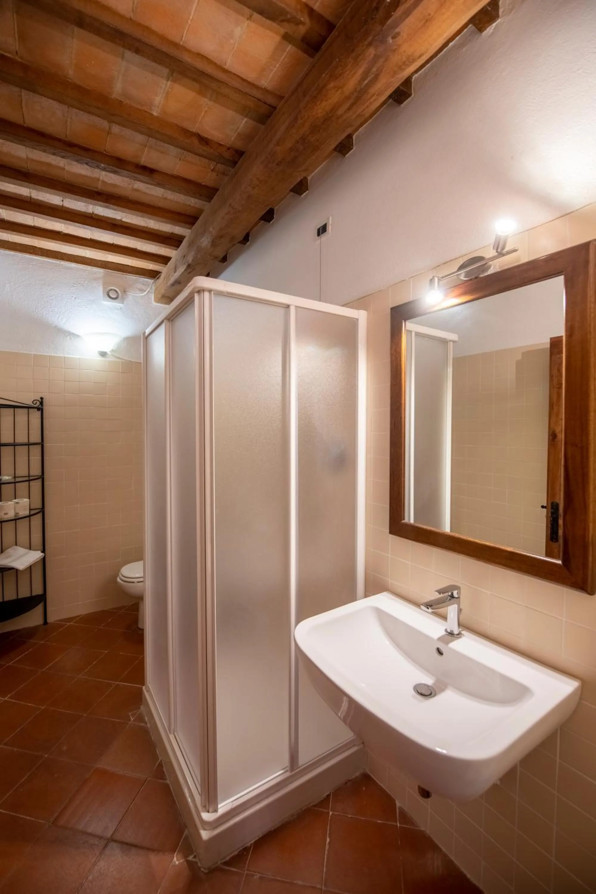 Bathroom in Hotel Vecchia Oliviera