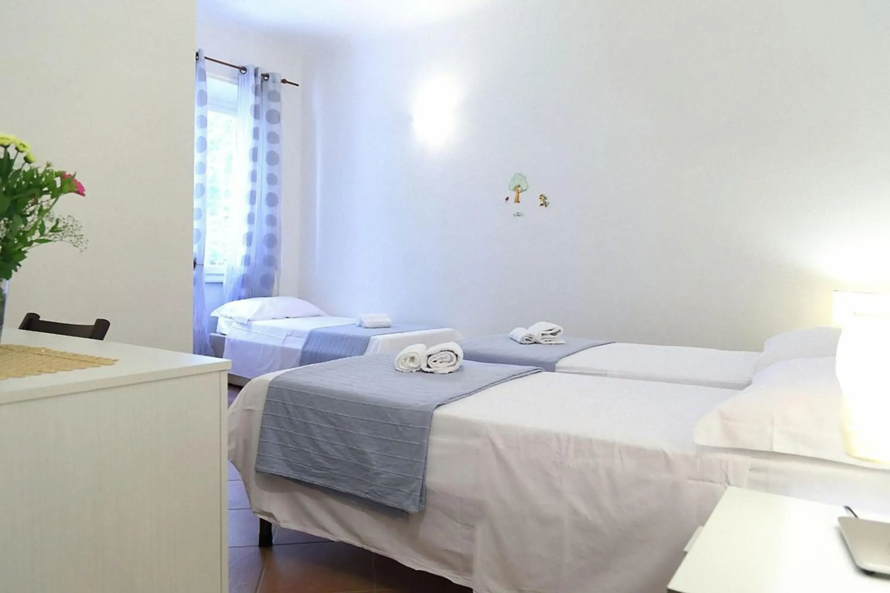 Photo of the whole room, Bed in Mia Palace Photo of the whole room, Bed in Mia Palace