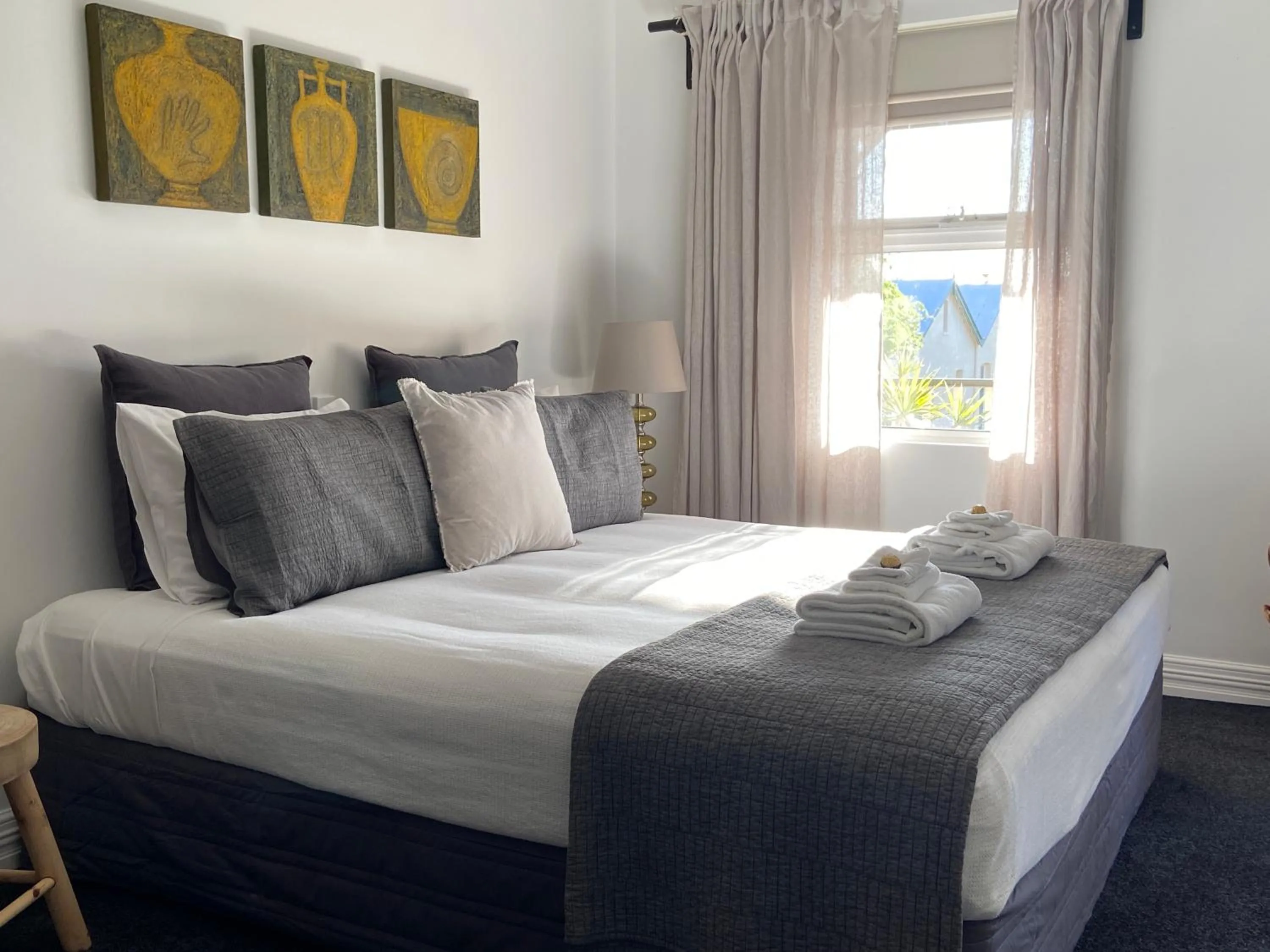 Foreshore Apartment 104