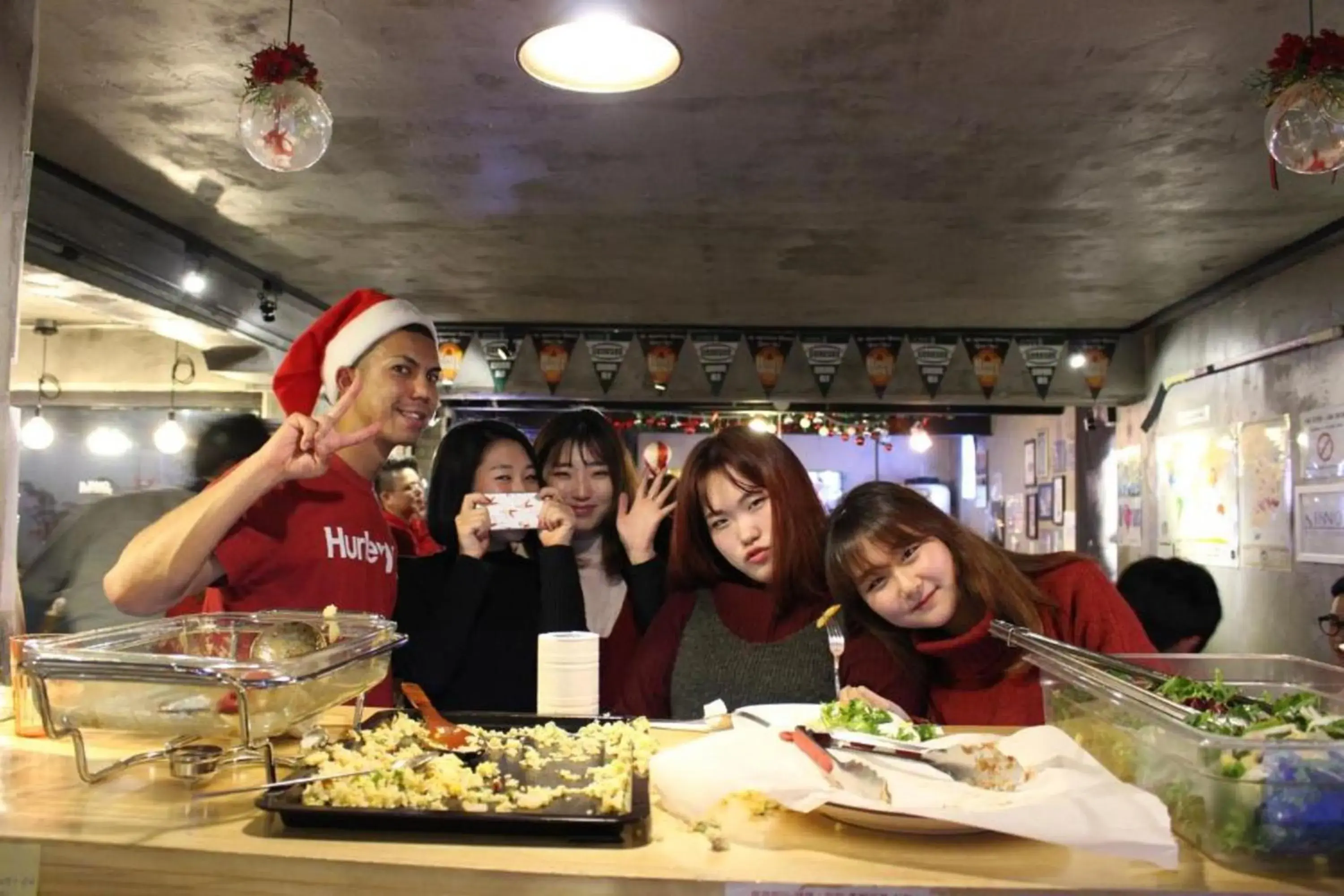 Lounge or bar in INNO Hostel & Pub Lounge Hongdae Lounge or bar in INNO Hostel & Pub Lounge Hongdae