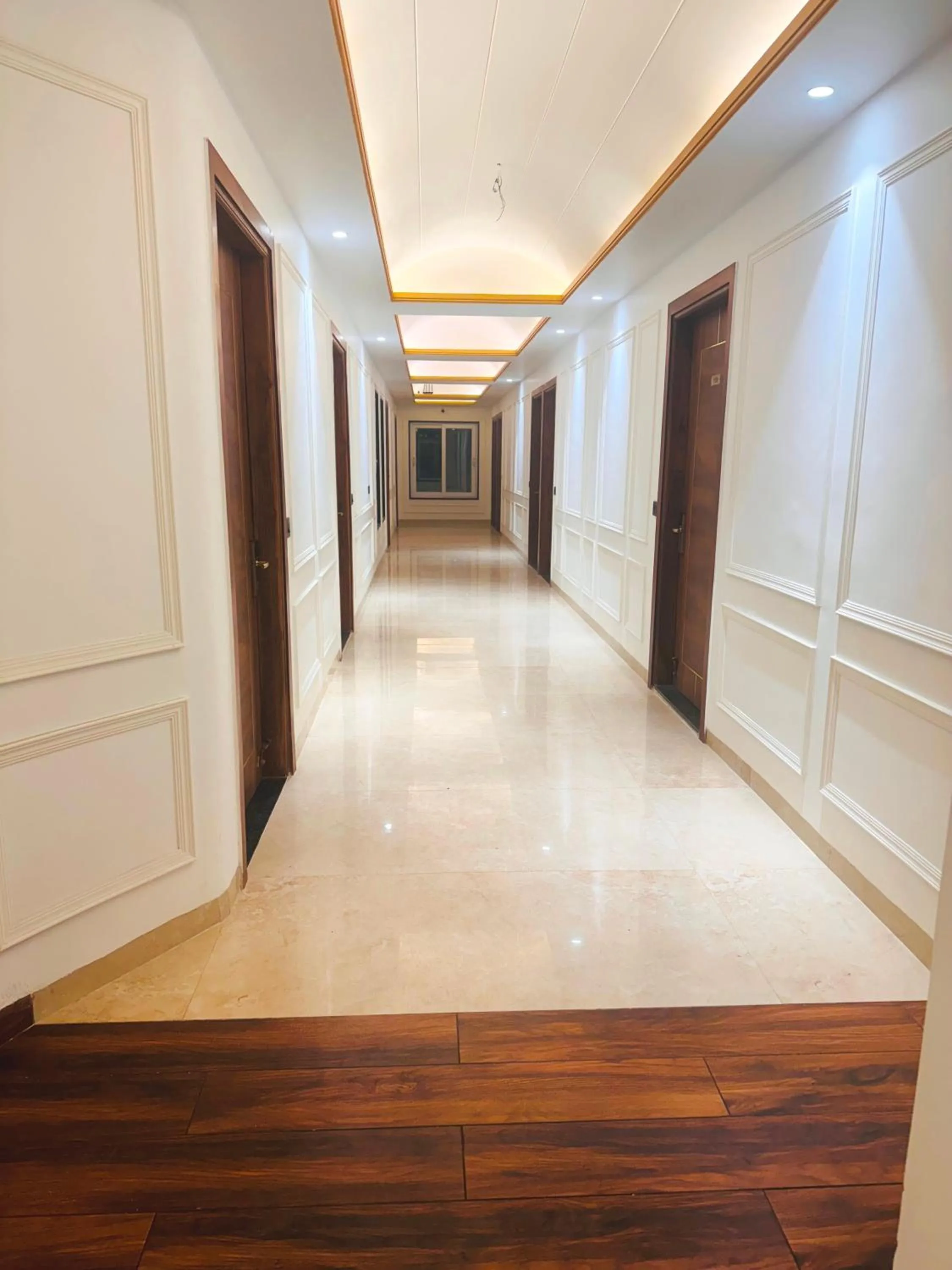 Lobby or reception in Masaga by Qcent, Gurugram