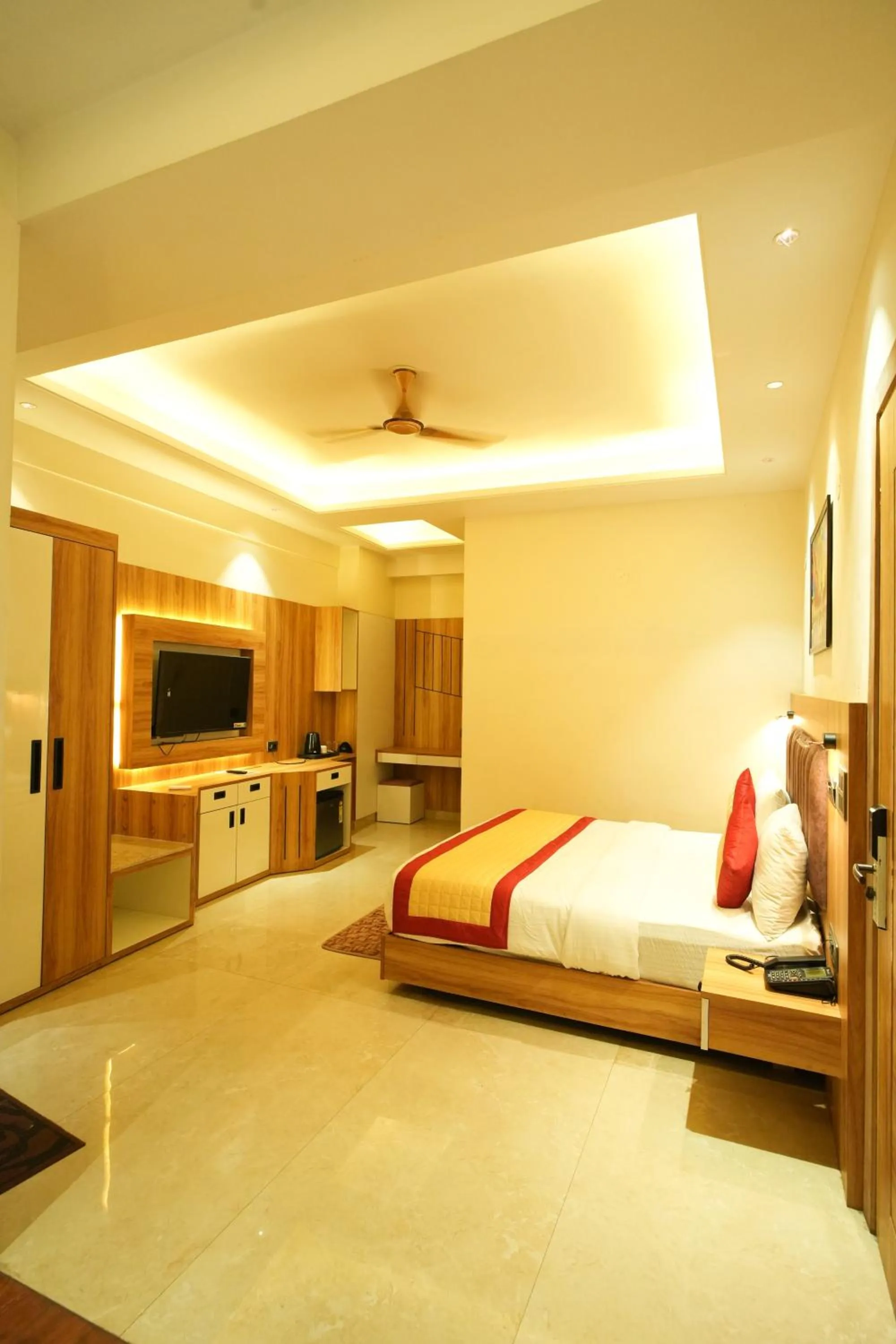 Bed in Masaga by Qcent, Gurugram