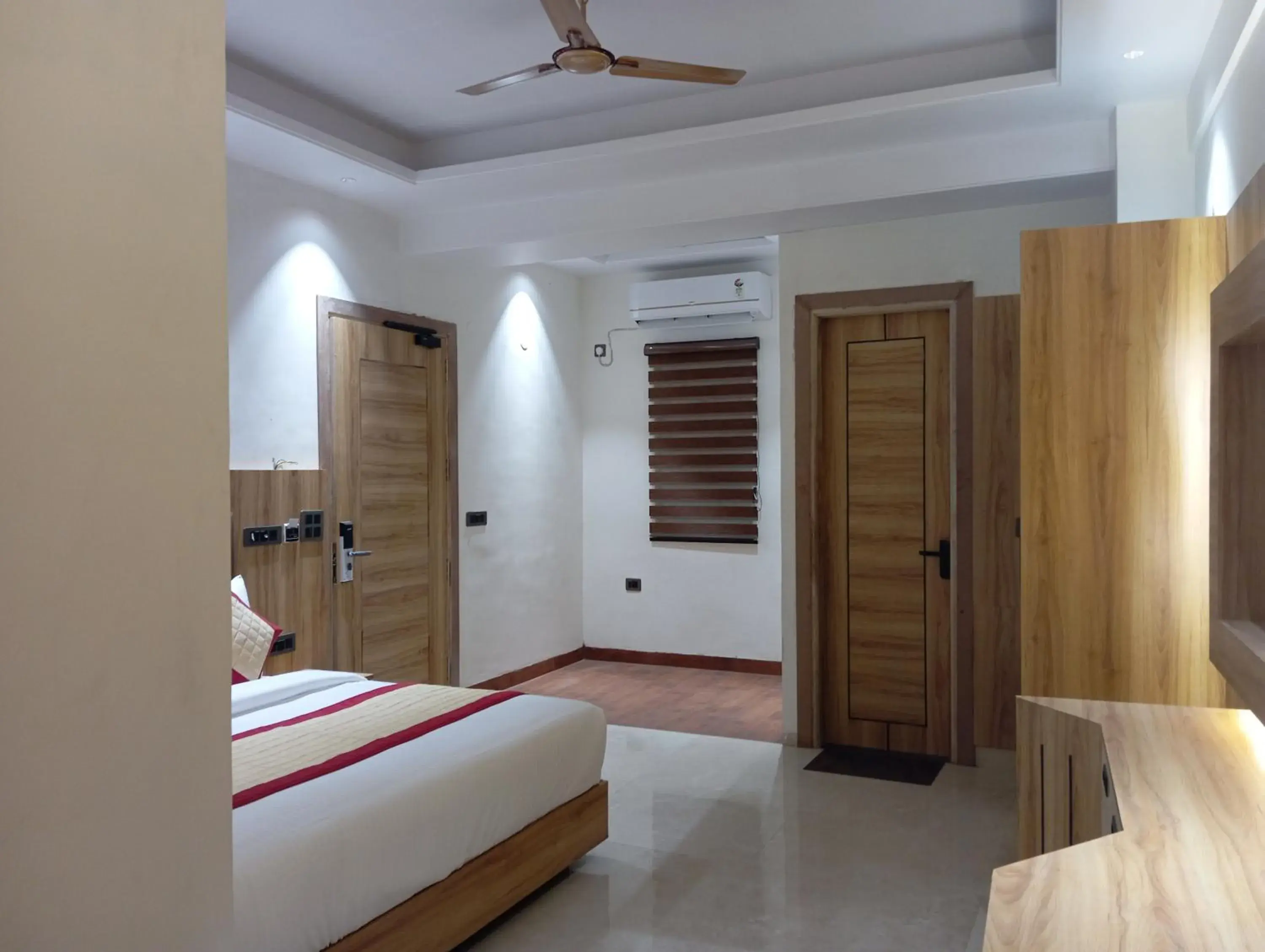 Bed in Masaga by Qcent, Gurugram Bed in Masaga by Qcent, Gurugram