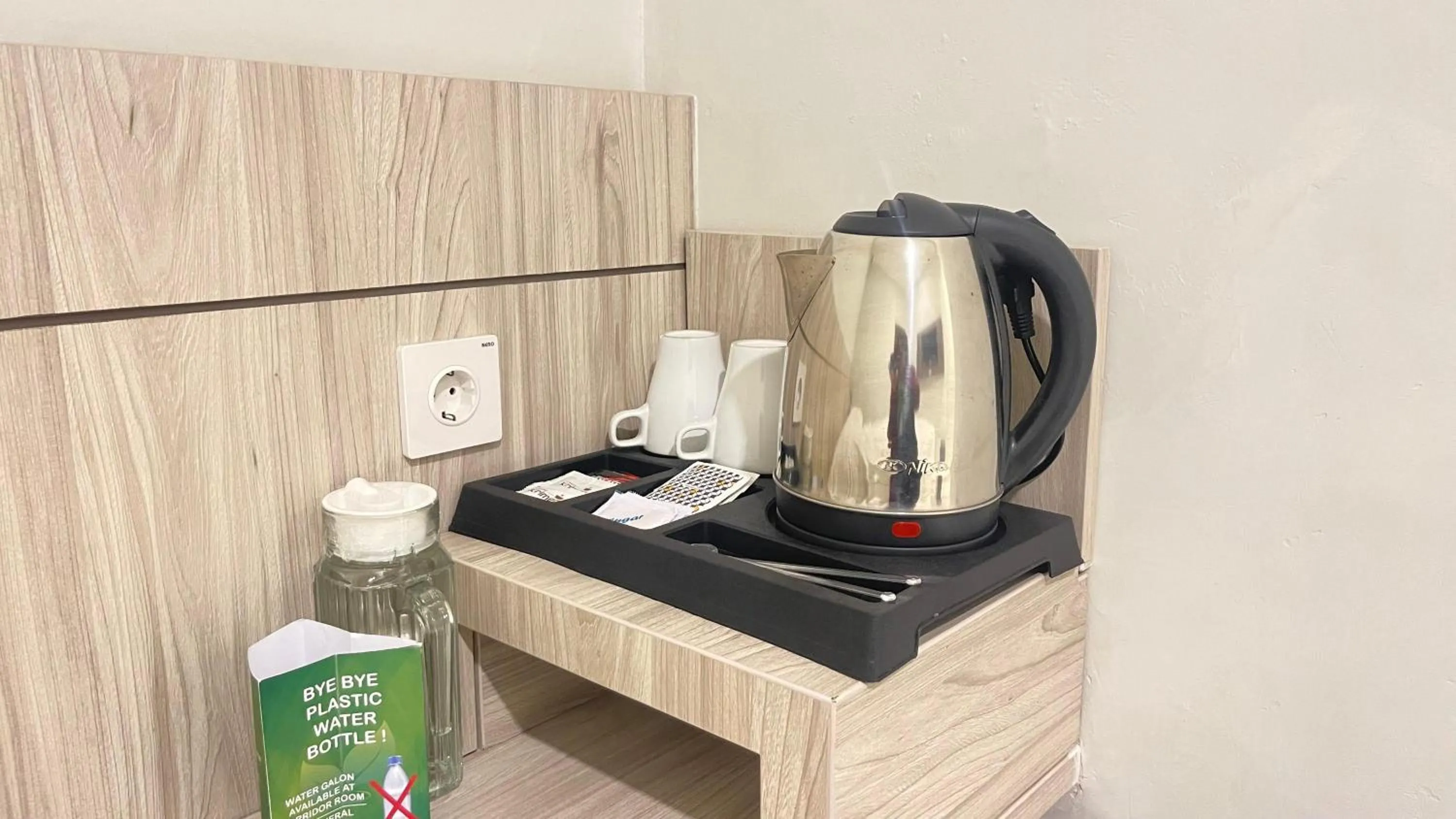 Coffee/tea facilities in The Baliem Hotel