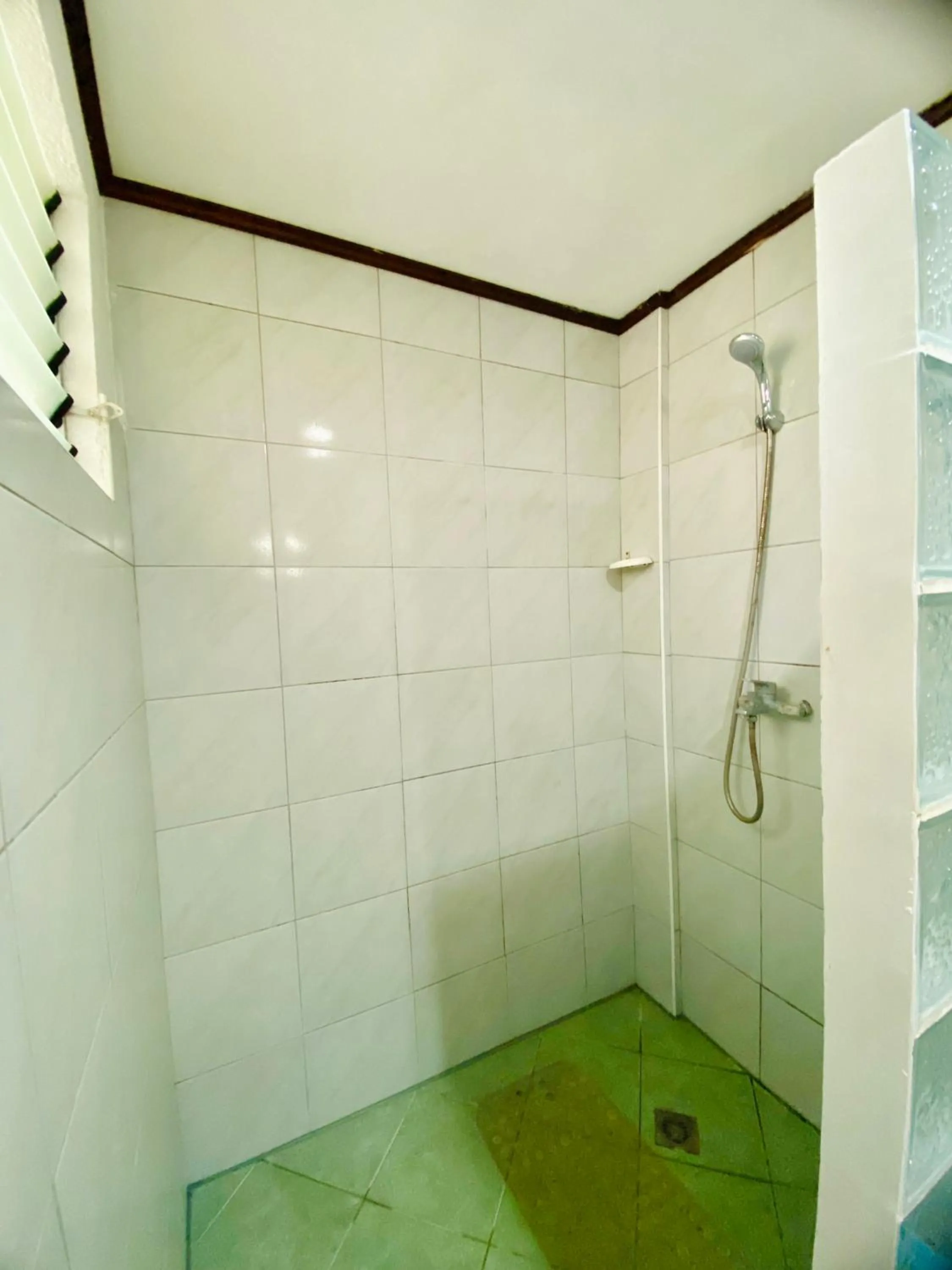 TipTop Hotel, Resto and Delishop