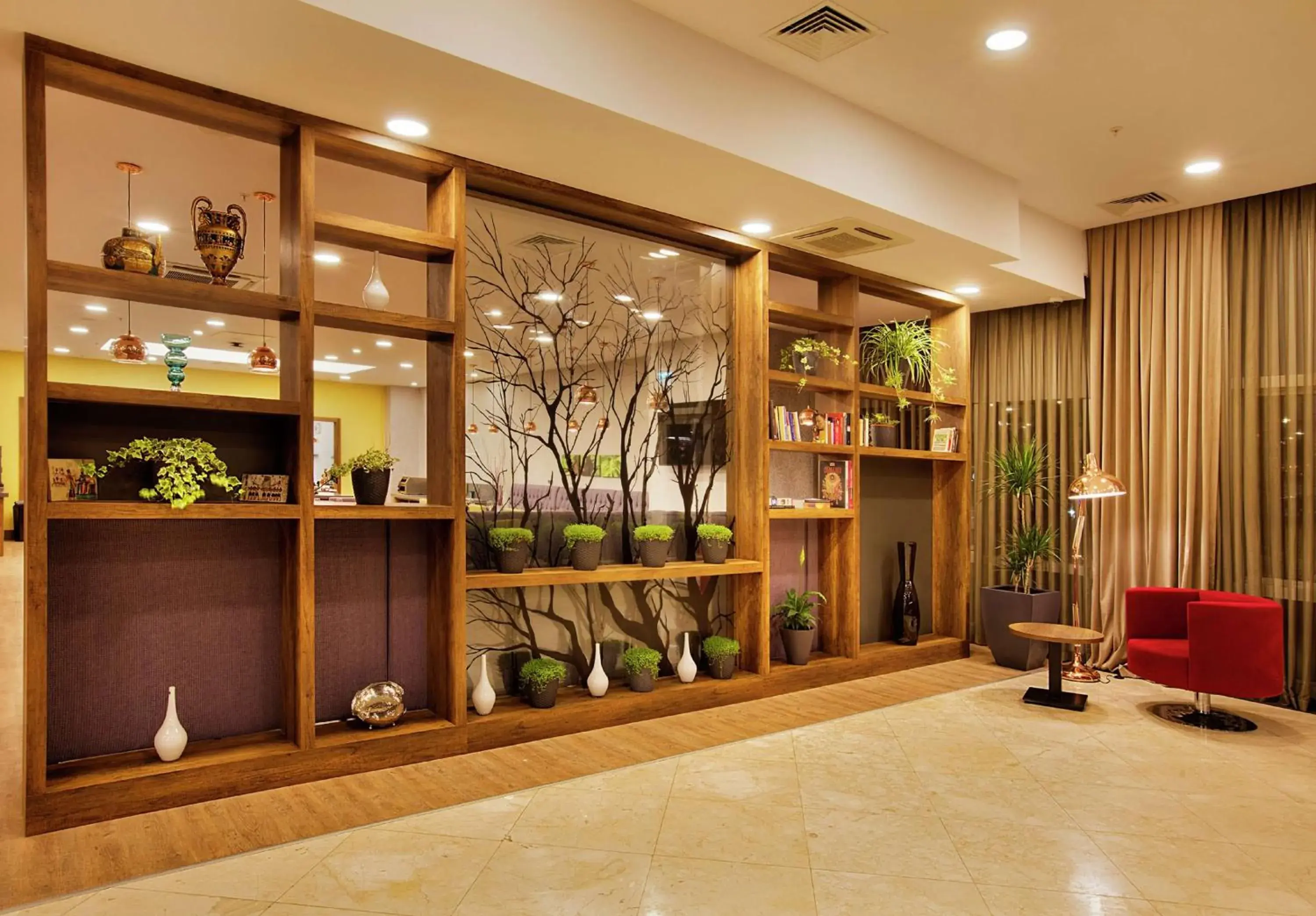 Lobby or reception in Hilton Garden Inn Kocaeli Sekerpinar Lobby or reception in Hilton Garden Inn Kocaeli Sekerpinar